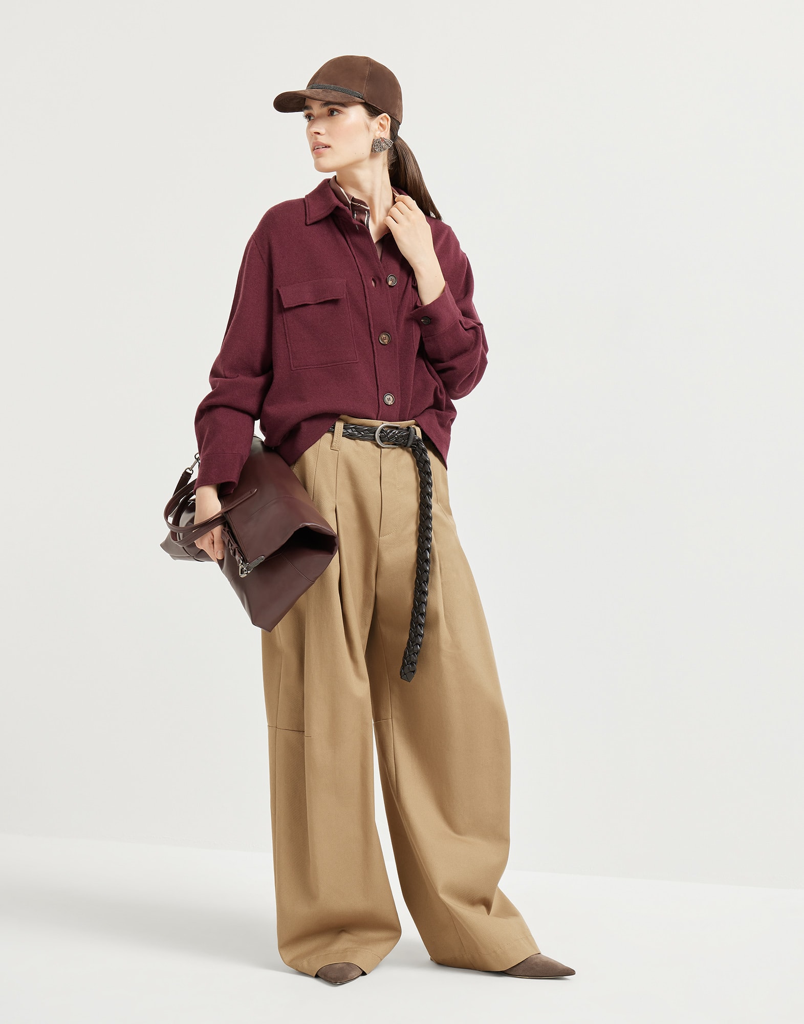 252WOUTFITEXTRA9B image number 0