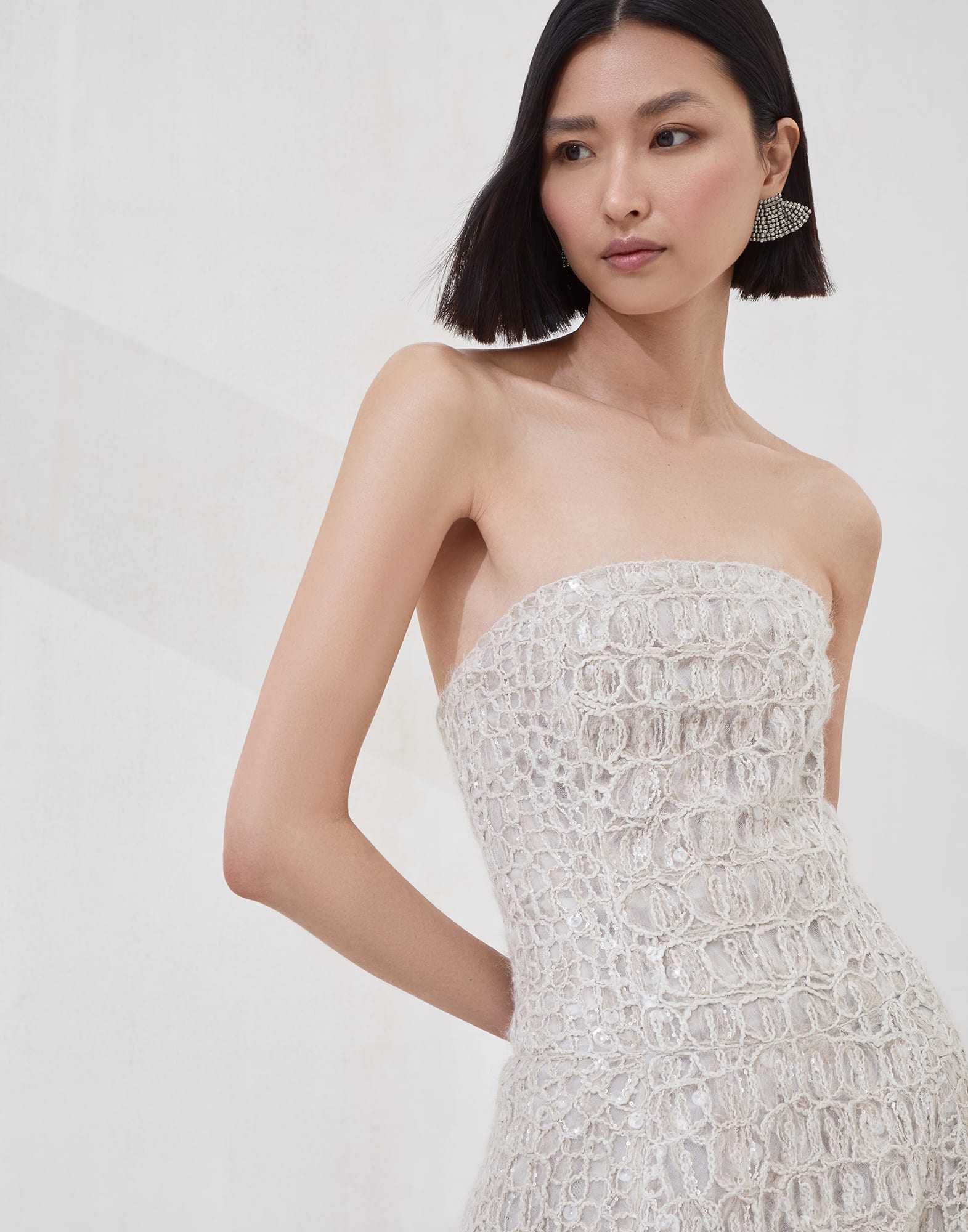 Длинное платье - Детальный вид - Посмотреть во весь экран