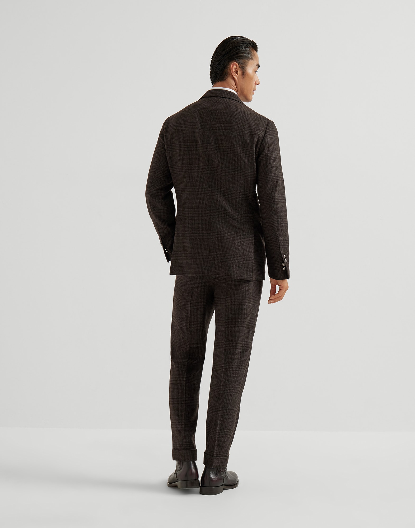 Suit - Back view - View Full Screen