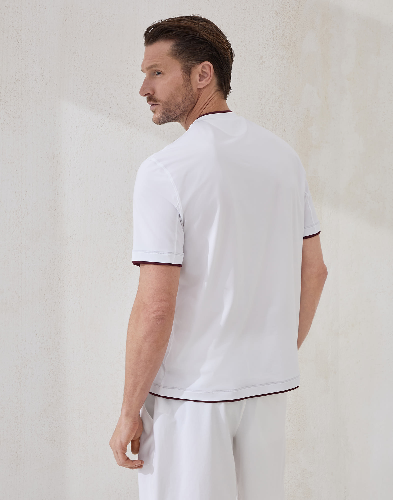 Tシャツ - 後ろ - 全画面表示