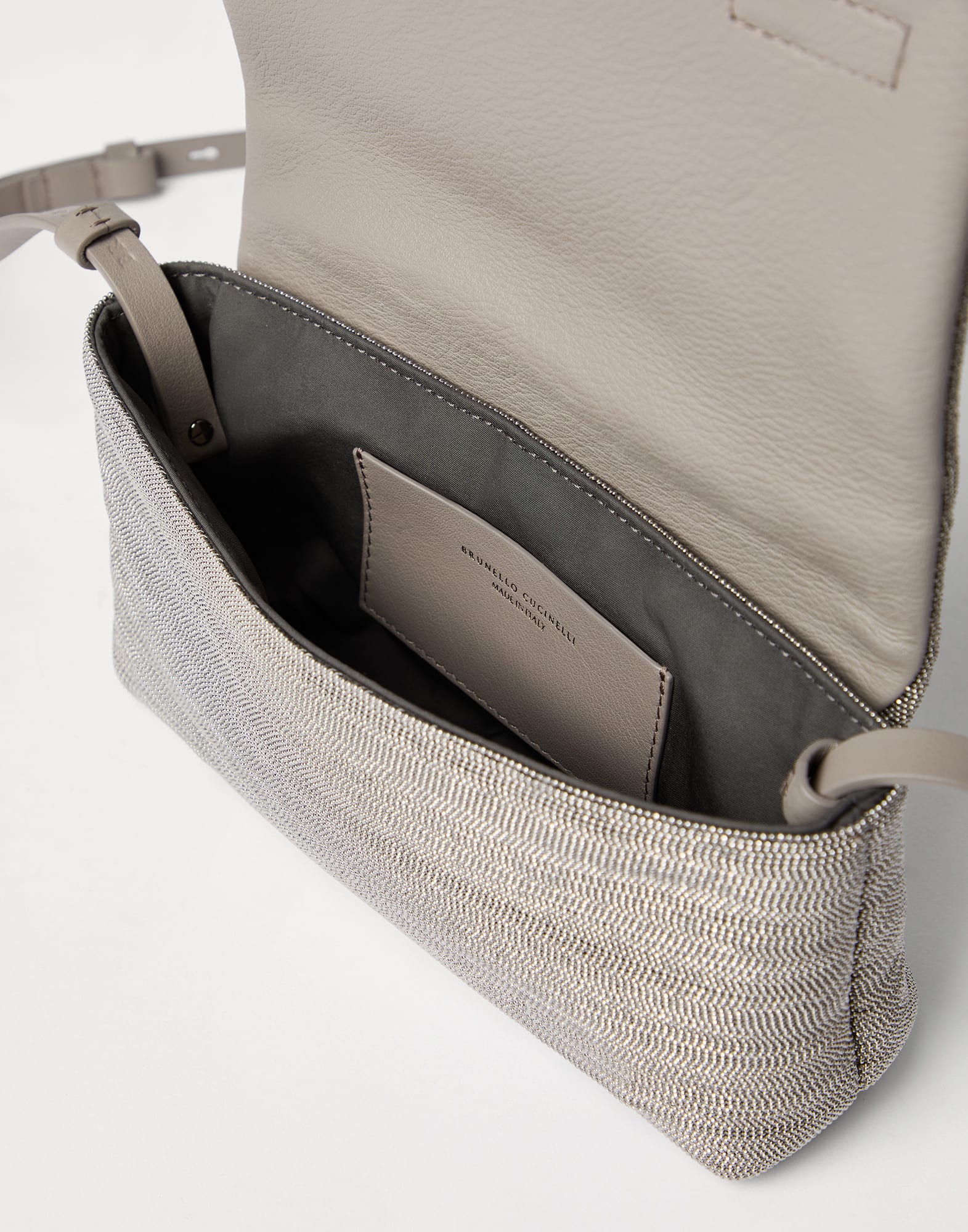 Crossbody Bag - Full look - View Full Screen