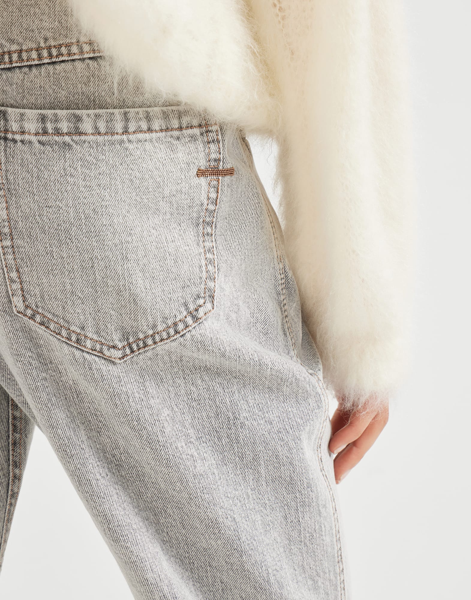 Regular - Detail view - View Full Screen