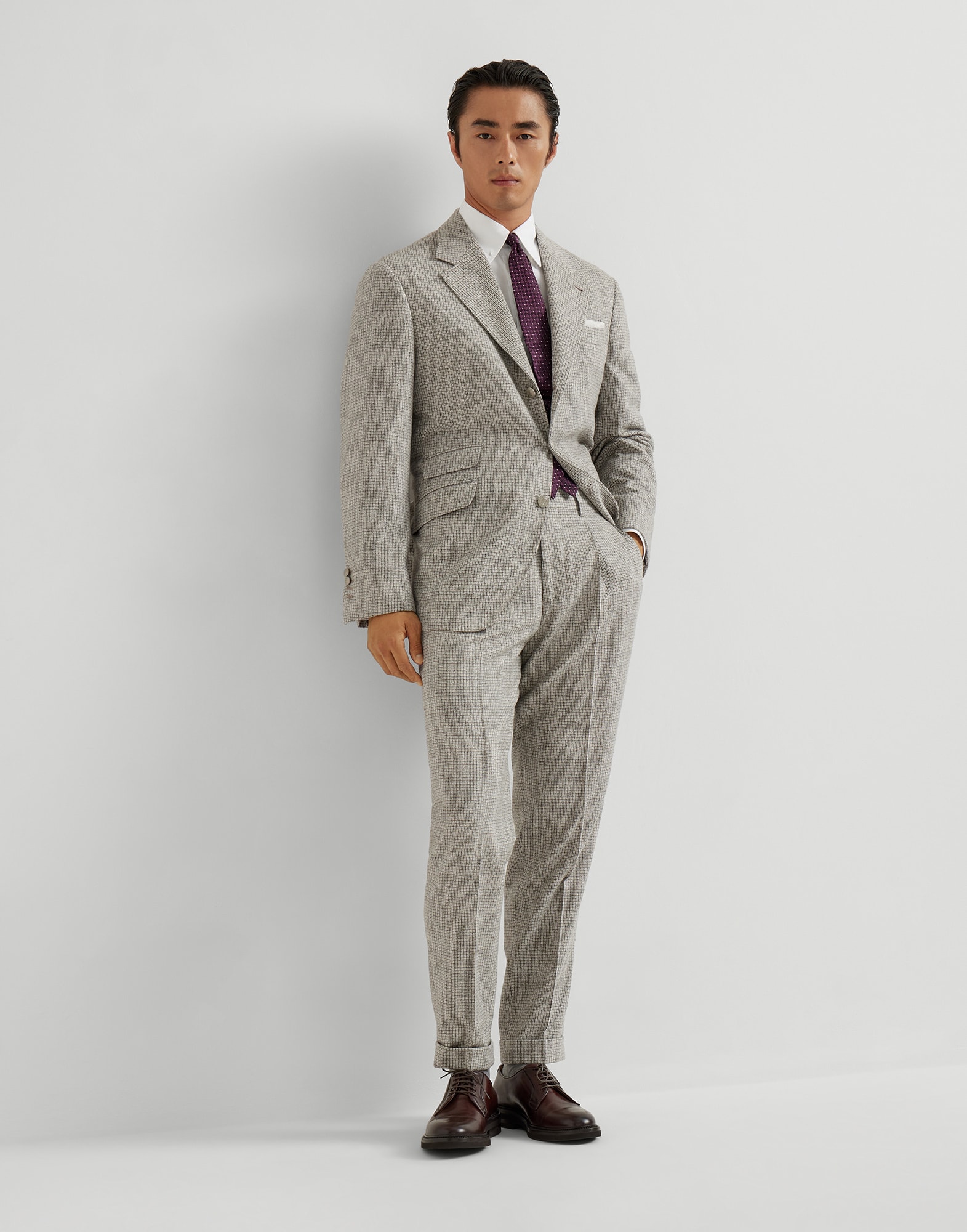 252MOUTFITEXTRAABITI1 image number 0