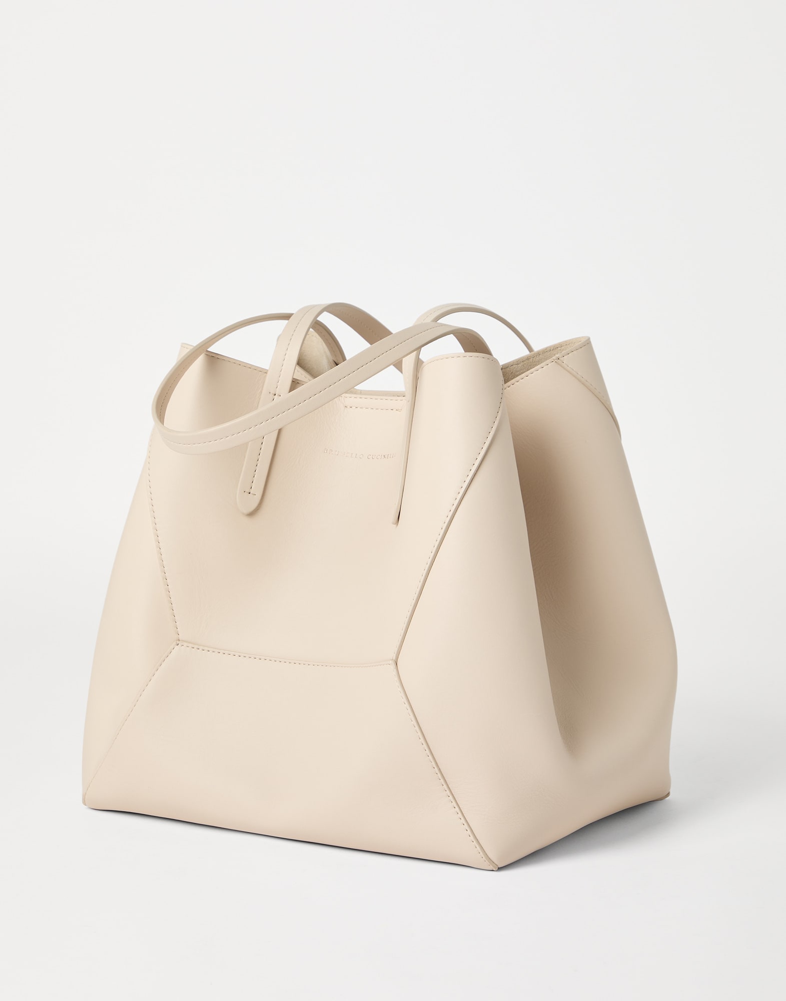 Shopper - Detail view - View Full Screen