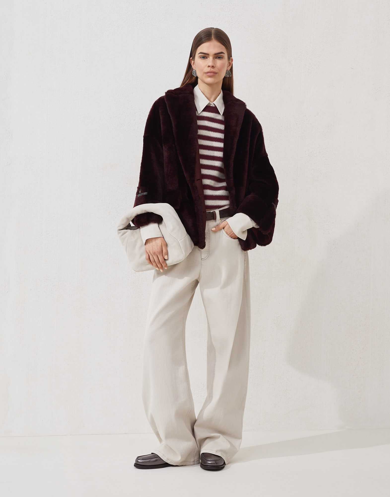 252WOUTFITCS117 image number 0