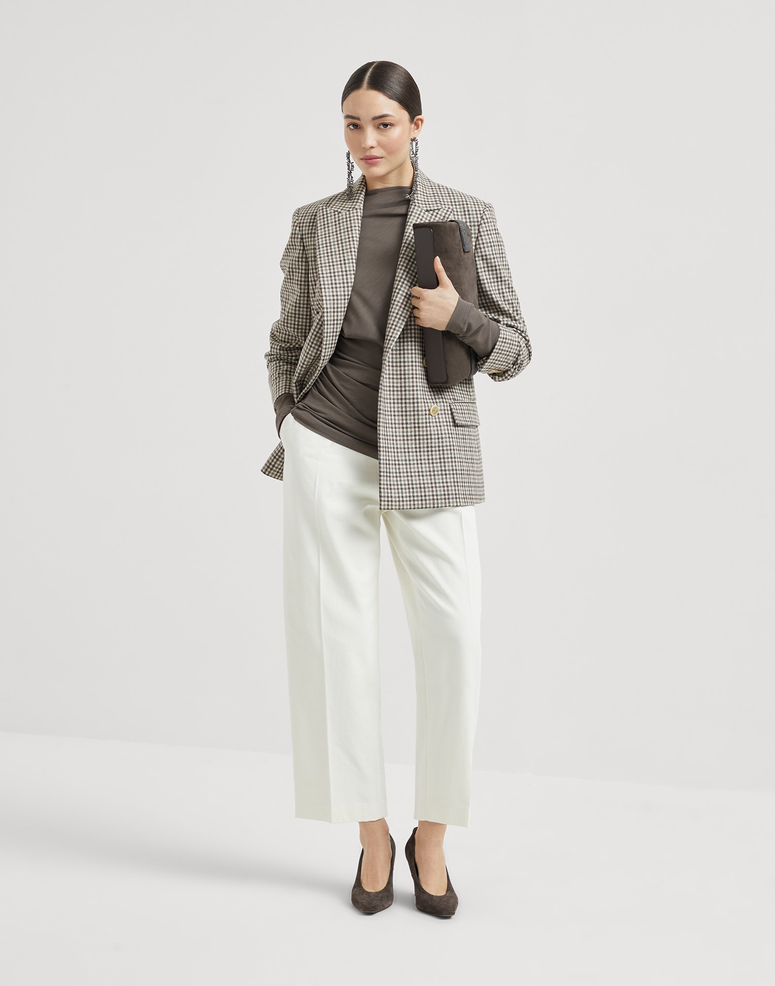 252WOUTFITCS47 image number 0