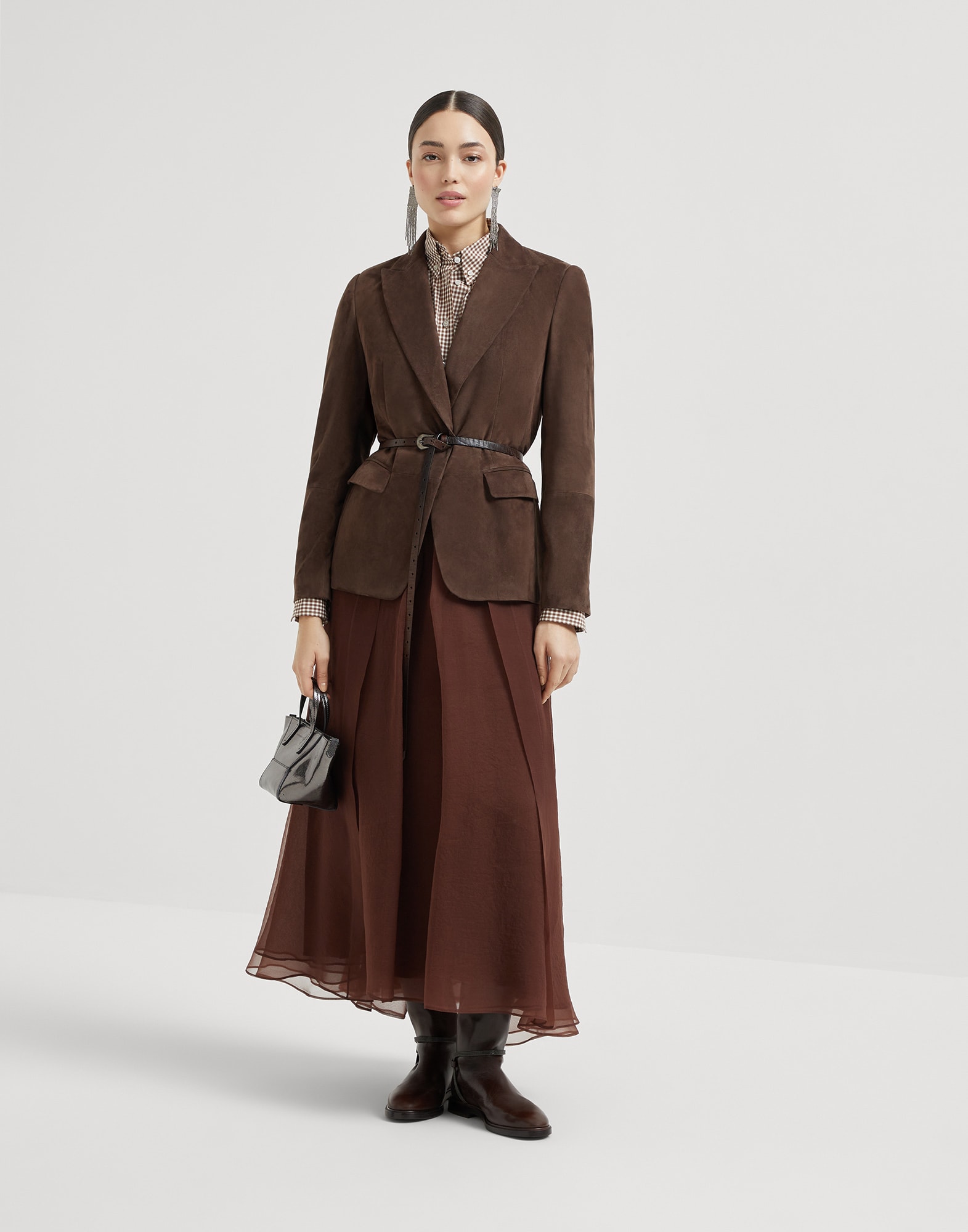 252WOUTFITCS61 image number 0