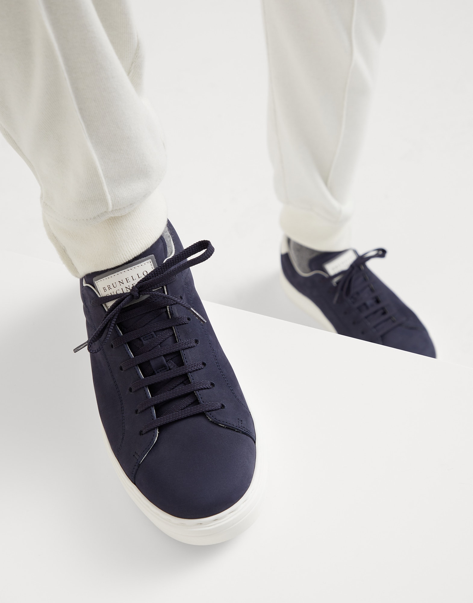 Sneakers - Vista editoriale - Visualizza a schermo intero