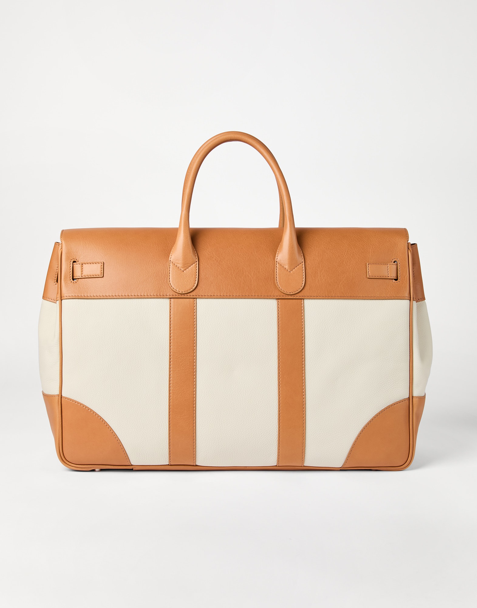 여행 가방 - 후면 뷰 - 전체 화면으로 보기