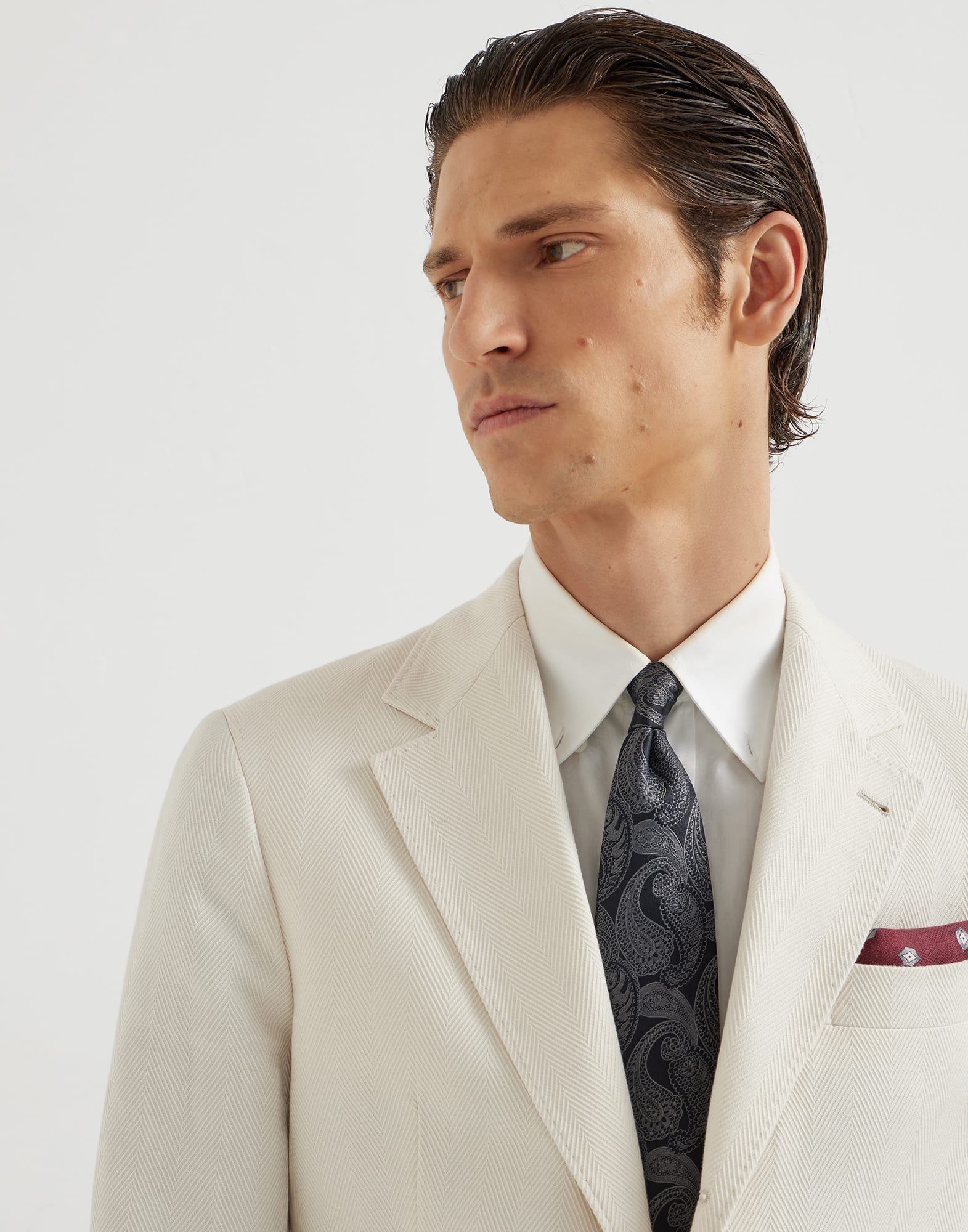 Tie - Editorial view - View Full Screen