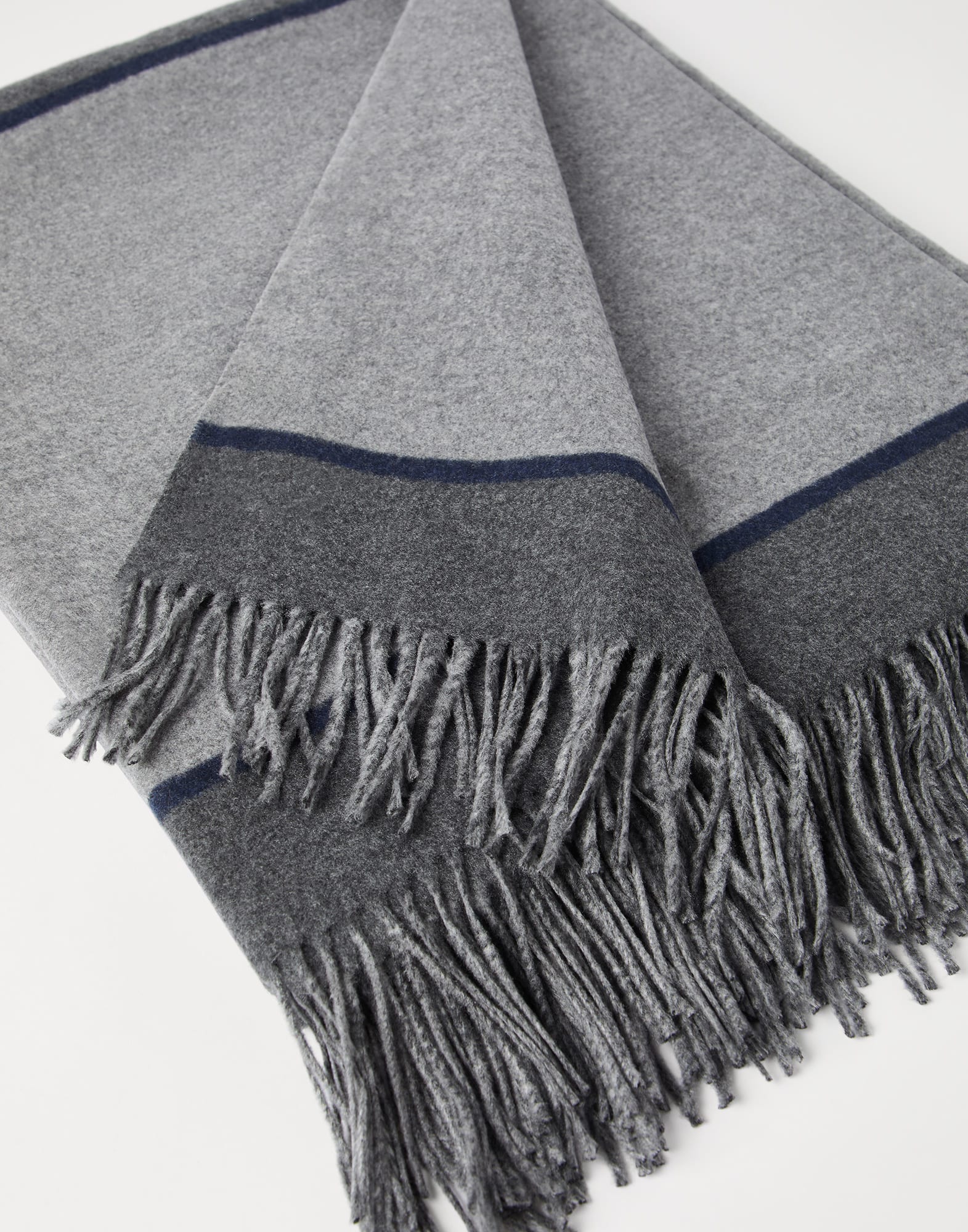 Silk Throw - Detail view - View Full Screen