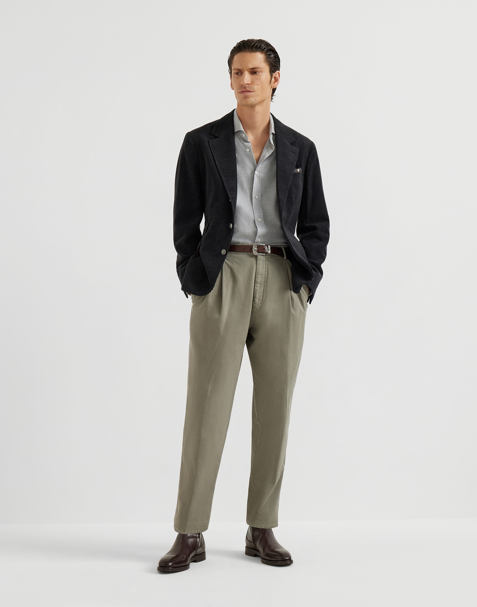 Slim - Full look - View Full Screen