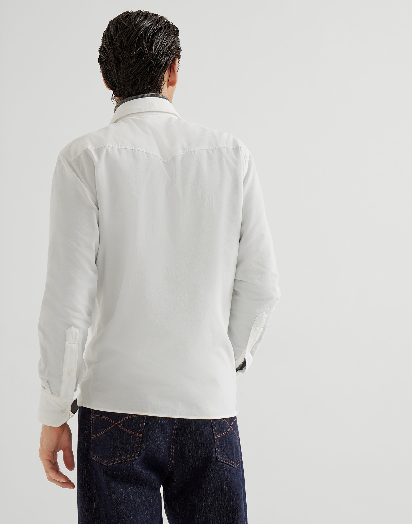 Easy - Back view - View Full Screen