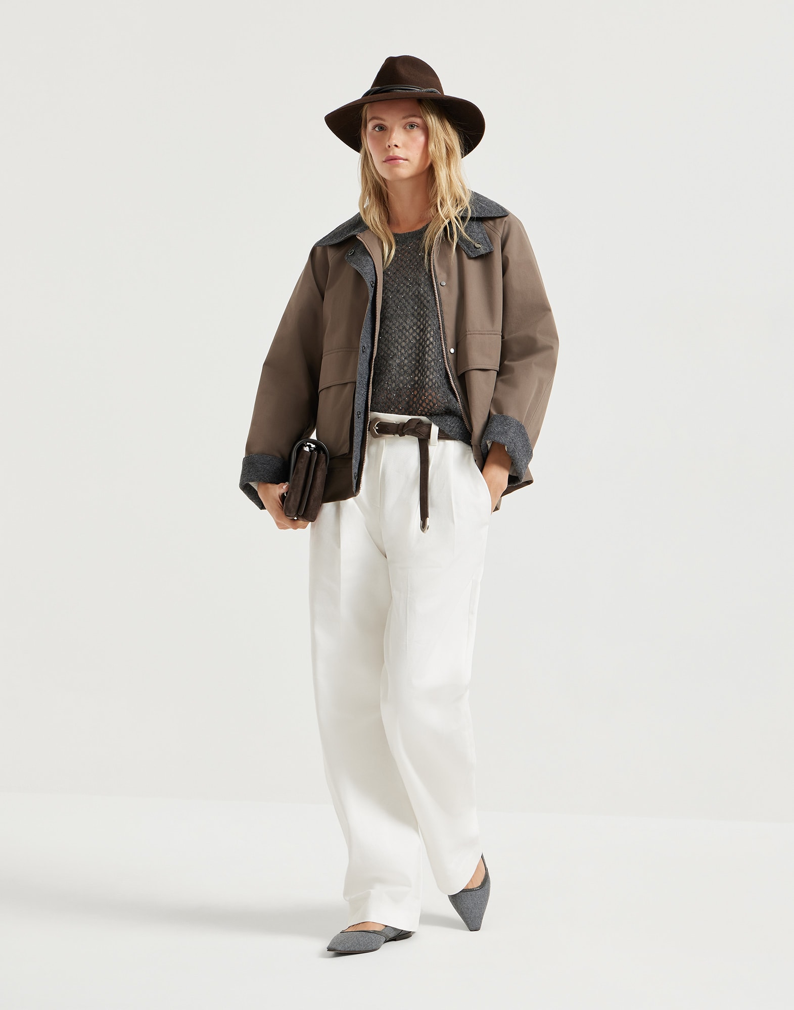 252WOUTFITCS290 image number 0