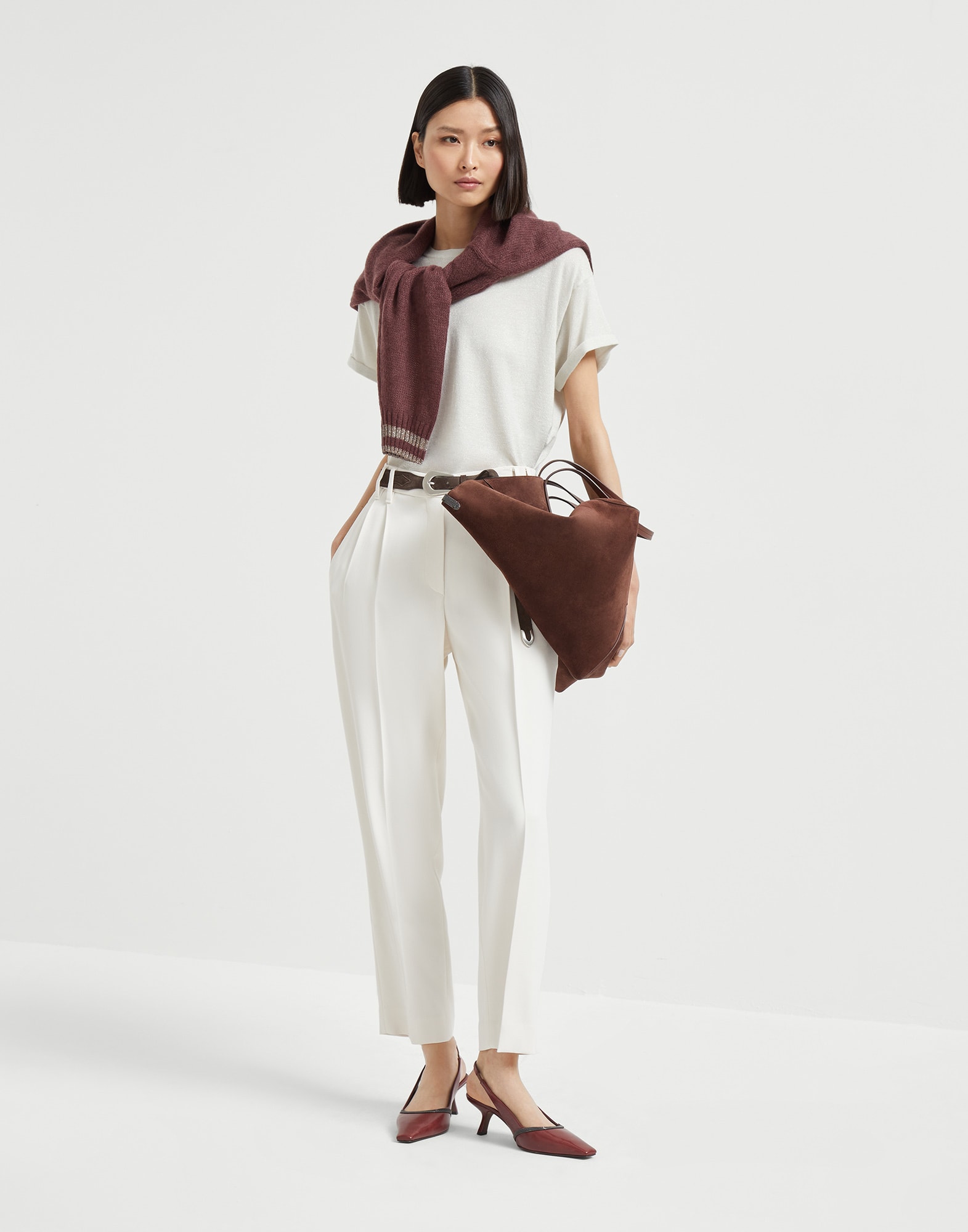 252WOUTFITCS249 image number 0