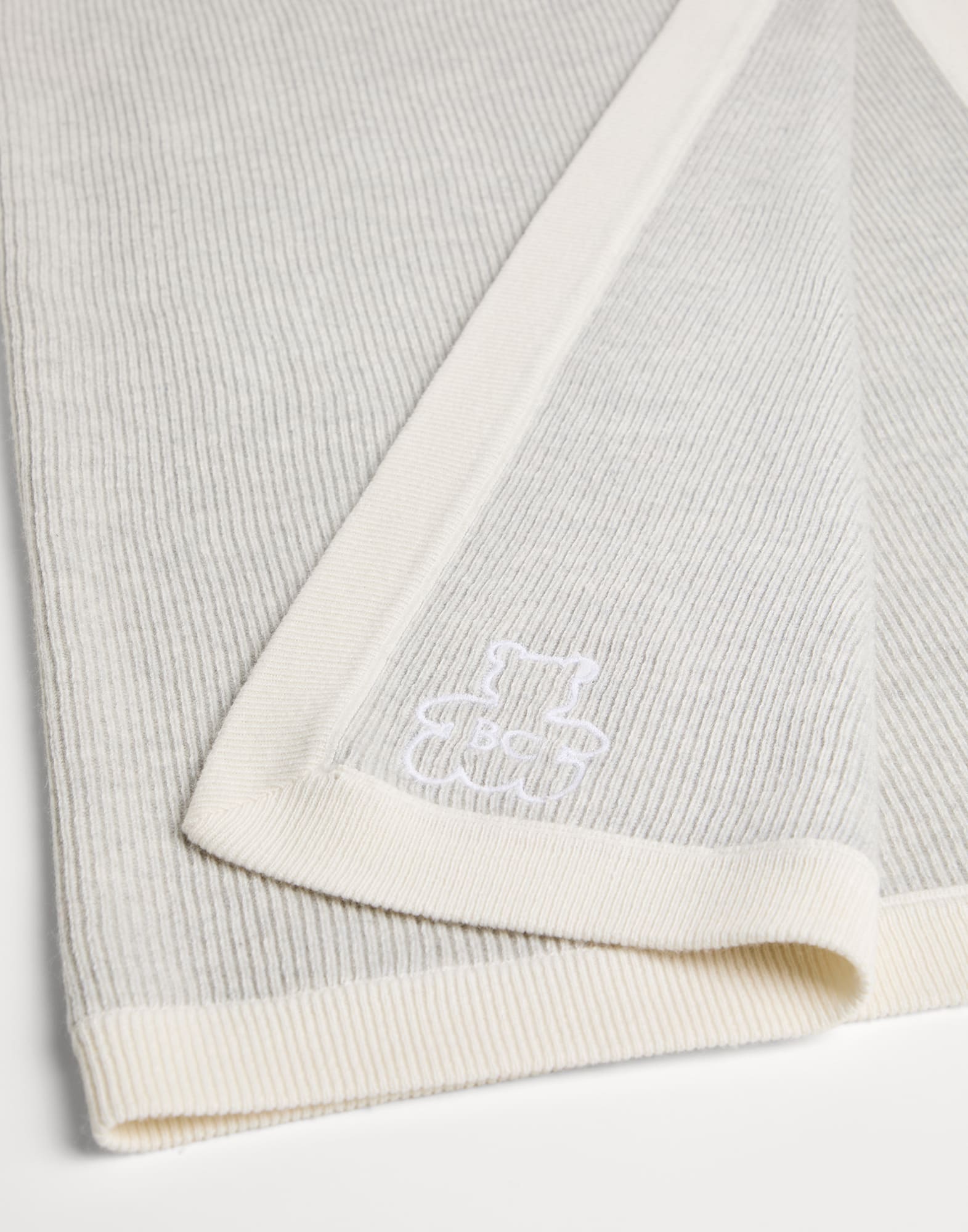 Одеяла - Вид сзади - Посмотреть во весь экран