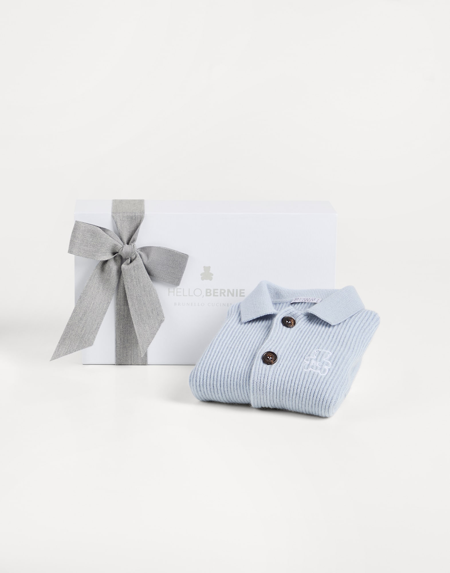 Topwear - Full look - View Full Screen