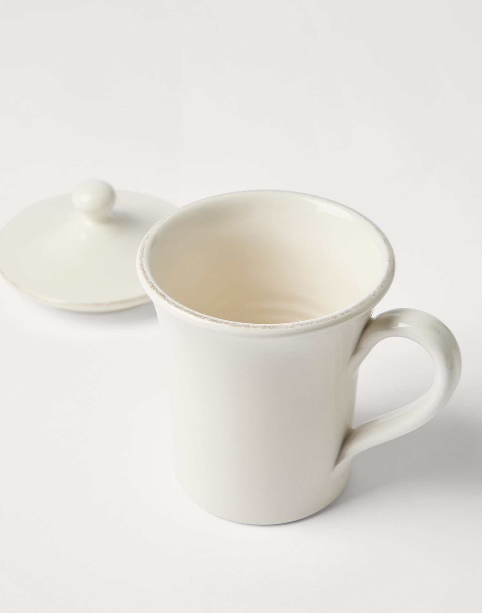 Ceramic Tableware - Detail view - View Full Screen