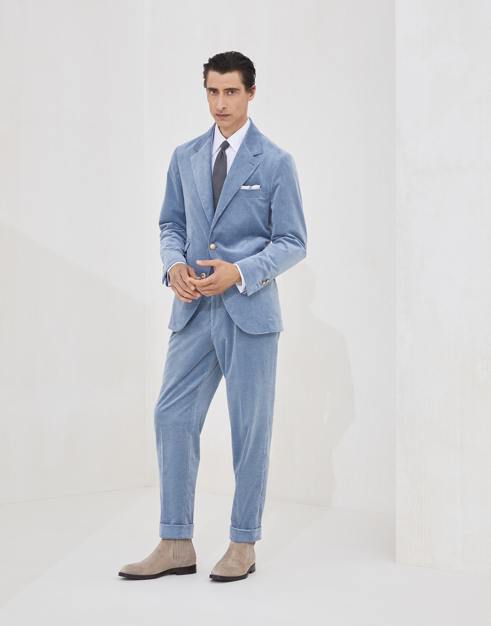 252MOUTFITMY499LDWHKC920 image number 0