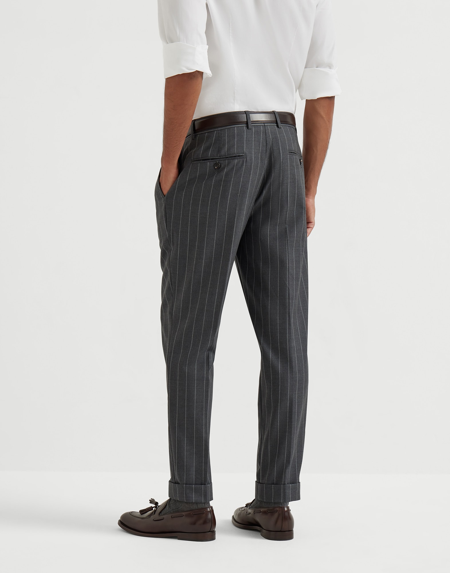 Flat front - Back view - View Full Screen