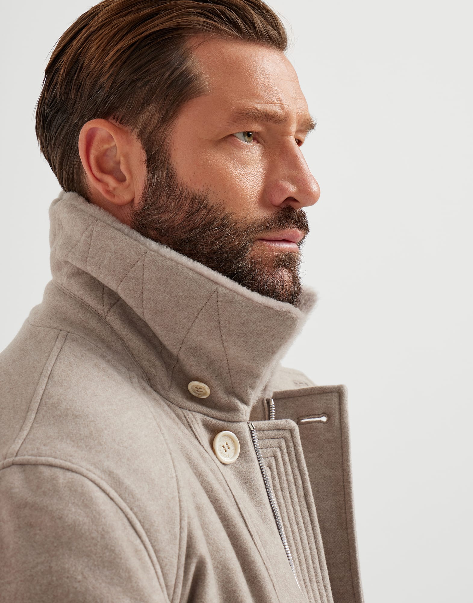 军装风格大衣 - 细节视角 - 正面观看 - 全屏观看