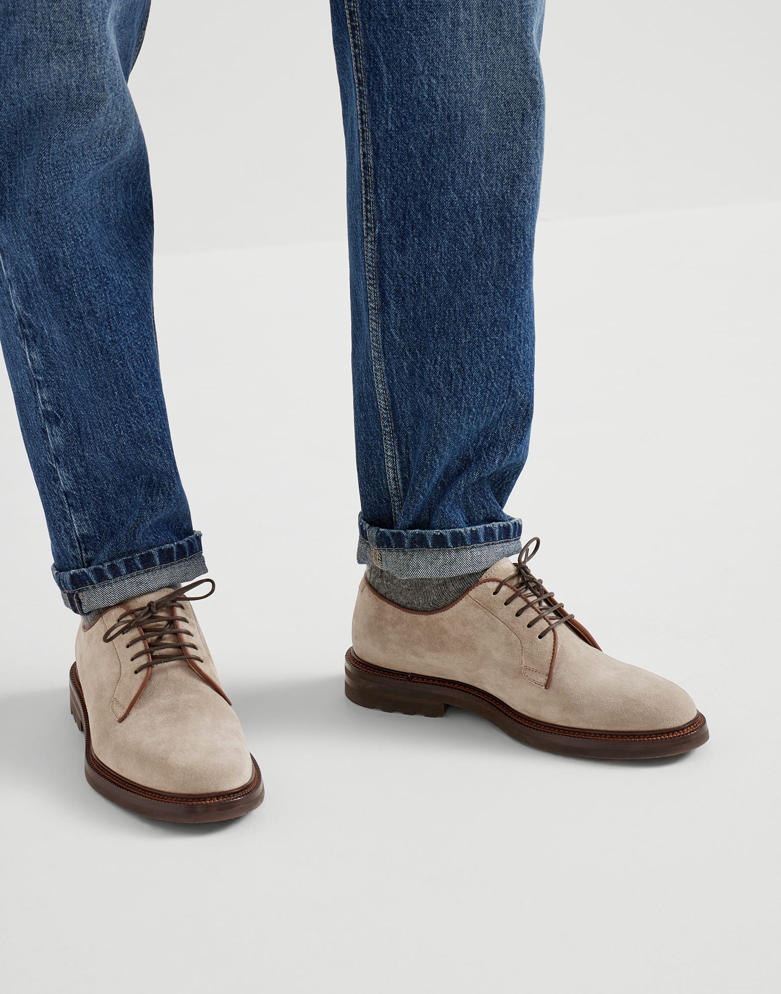 メンズ 向け ヘーゼルナッツ スエードダービー | Brunello Cucinelli メンズ 向け ヘーゼルナッツ スエードダービー | Brunello Cucinelli