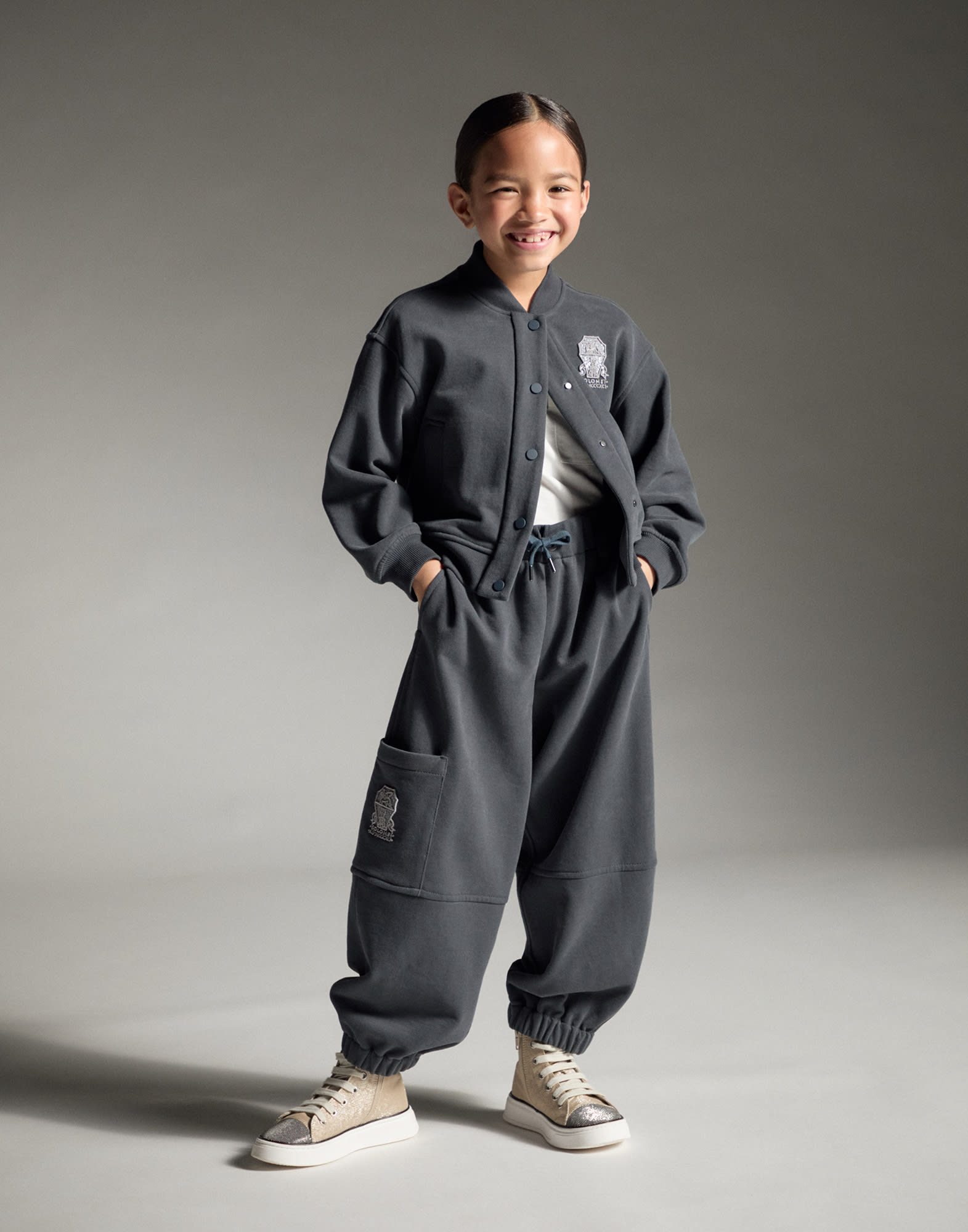 252FOUTFITTRAVEL9 image number 0