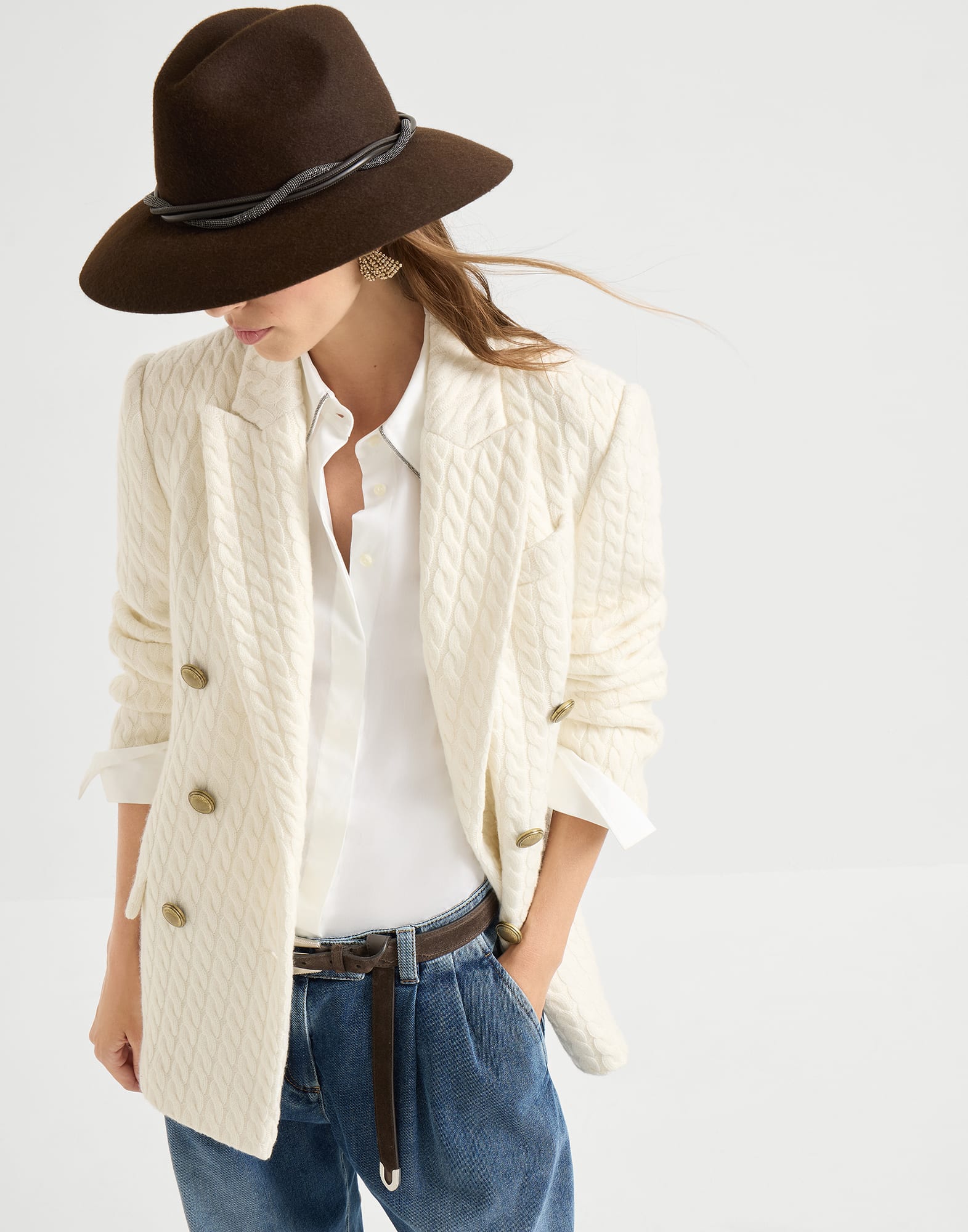 재킷 - 에디토리얼 뷰 - 전체 화면으로 보기