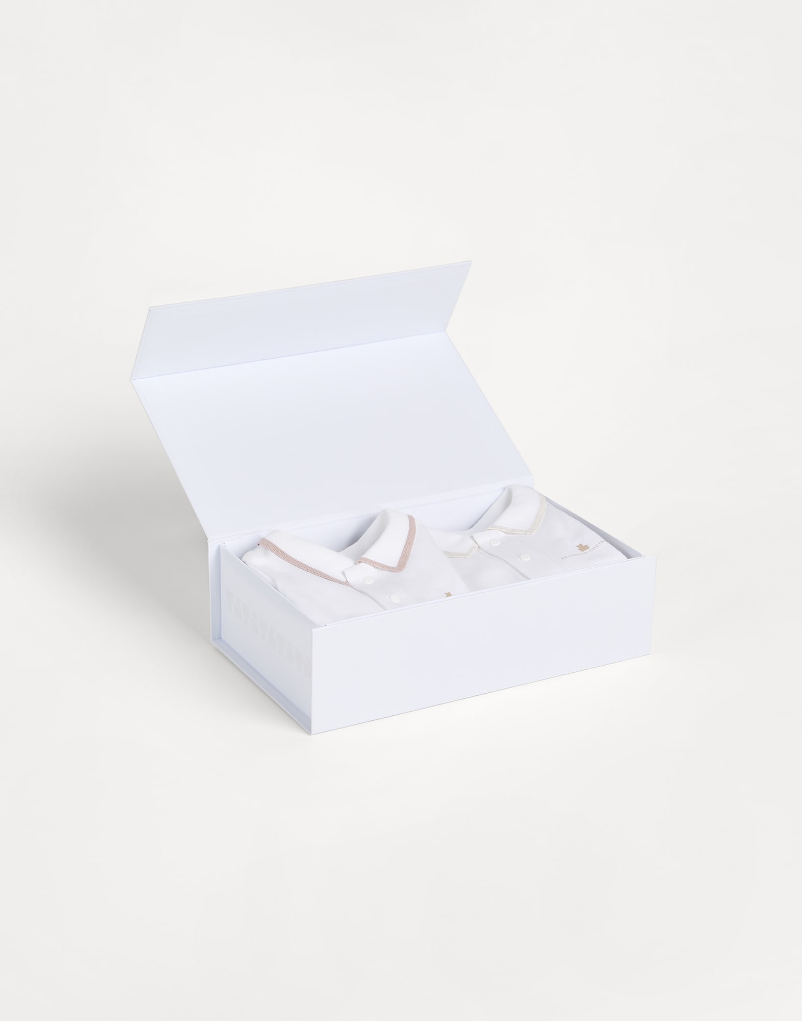 哈衣 - 全身视角 - 正面观看 - 全屏观看