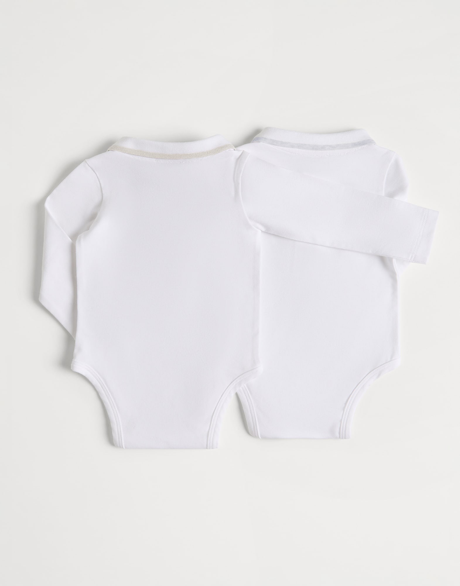 哈衣 - 背面视角 - 正面观看 - 全屏观看