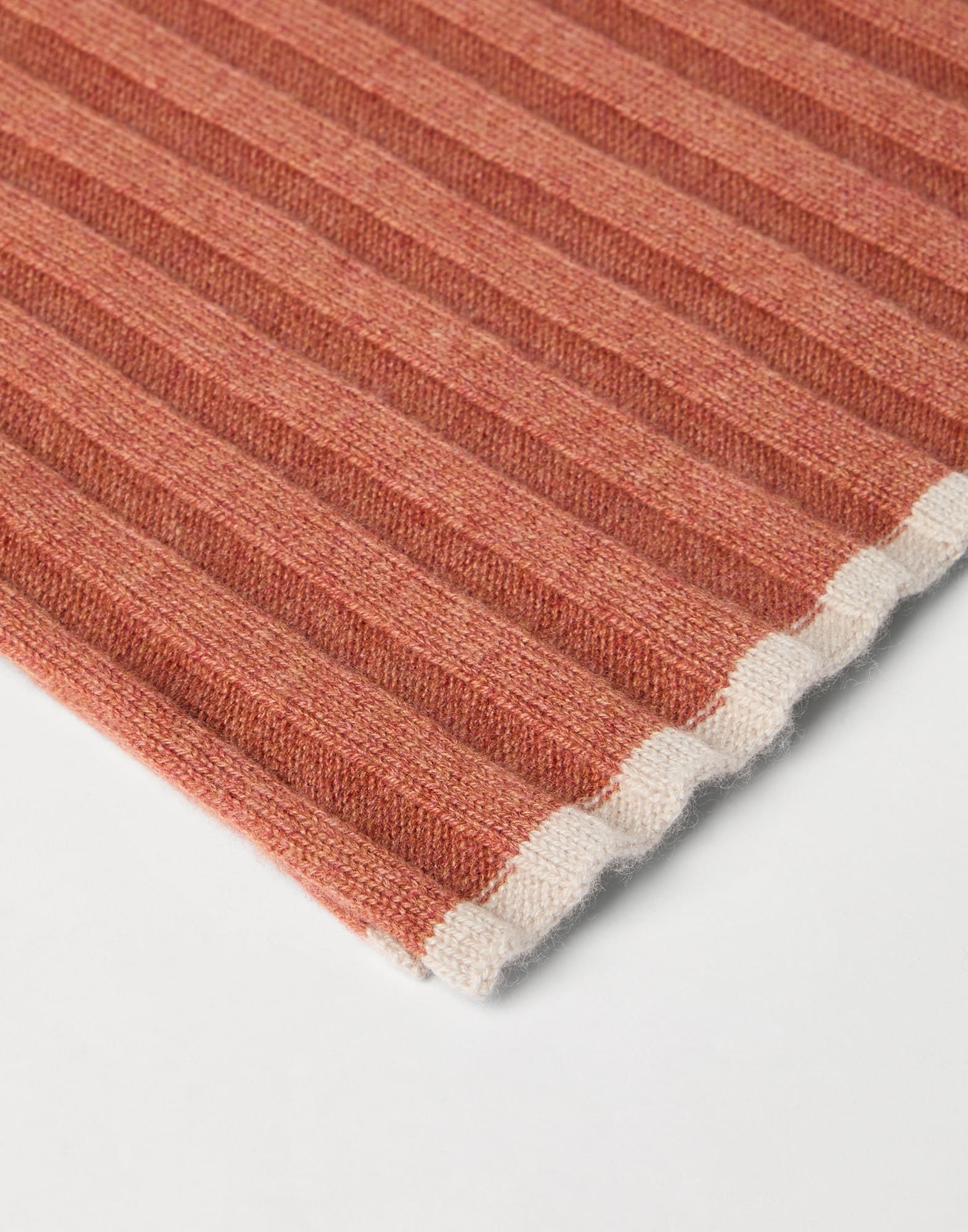 Solid Color - Back view - View Full Screen