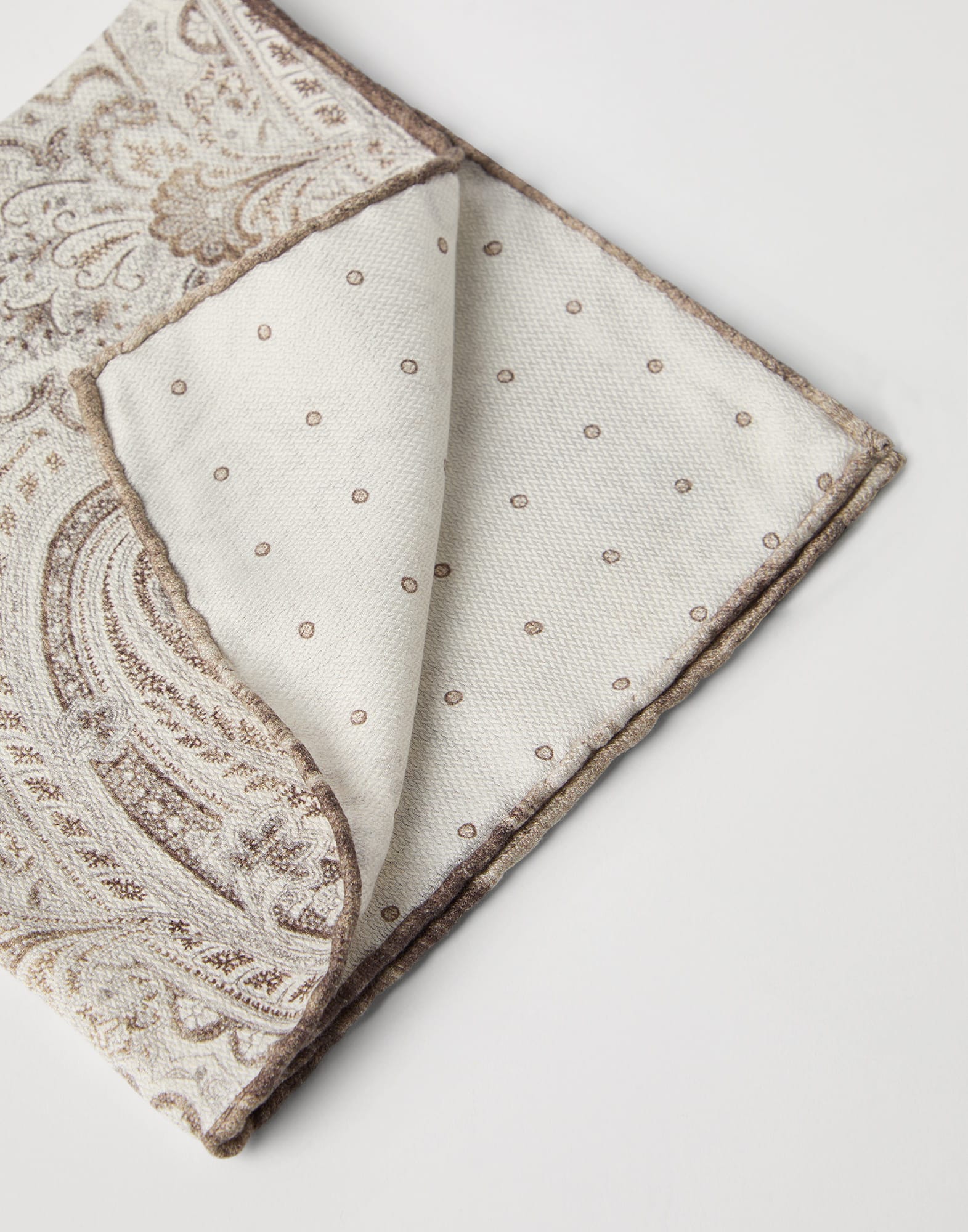 口袋巾 - 背面视角 - 正面观看 - 全屏观看