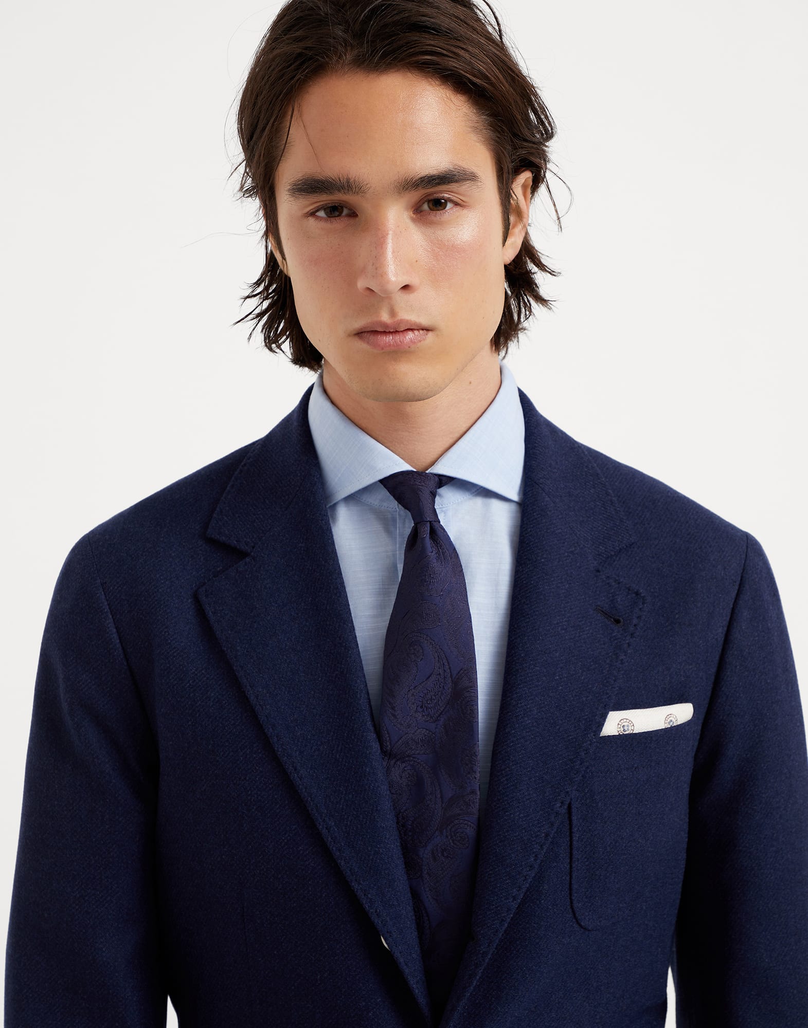 领带 - 小编视角 - 正面观看 - 全屏观看