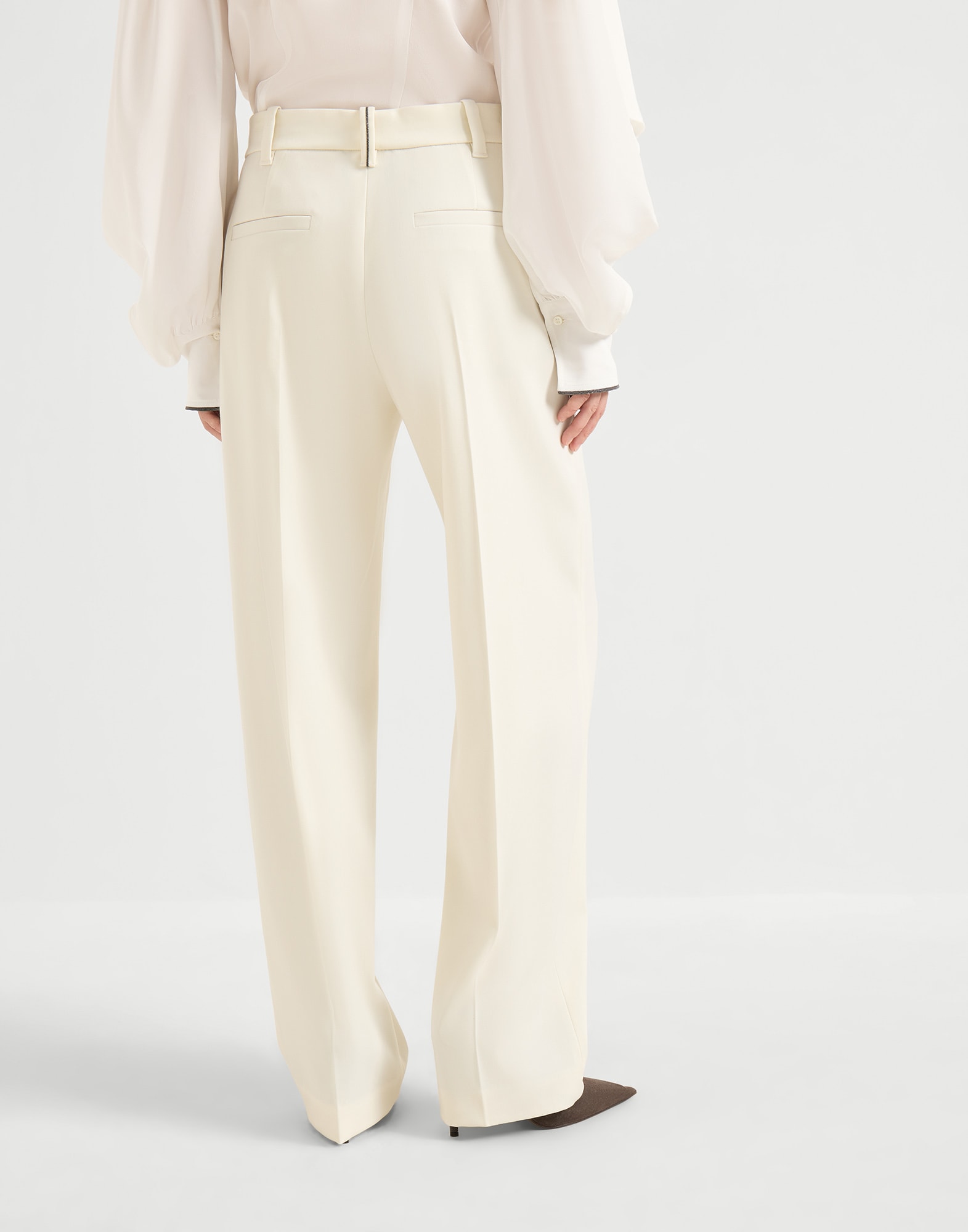 Regular - Back view - View Full Screen