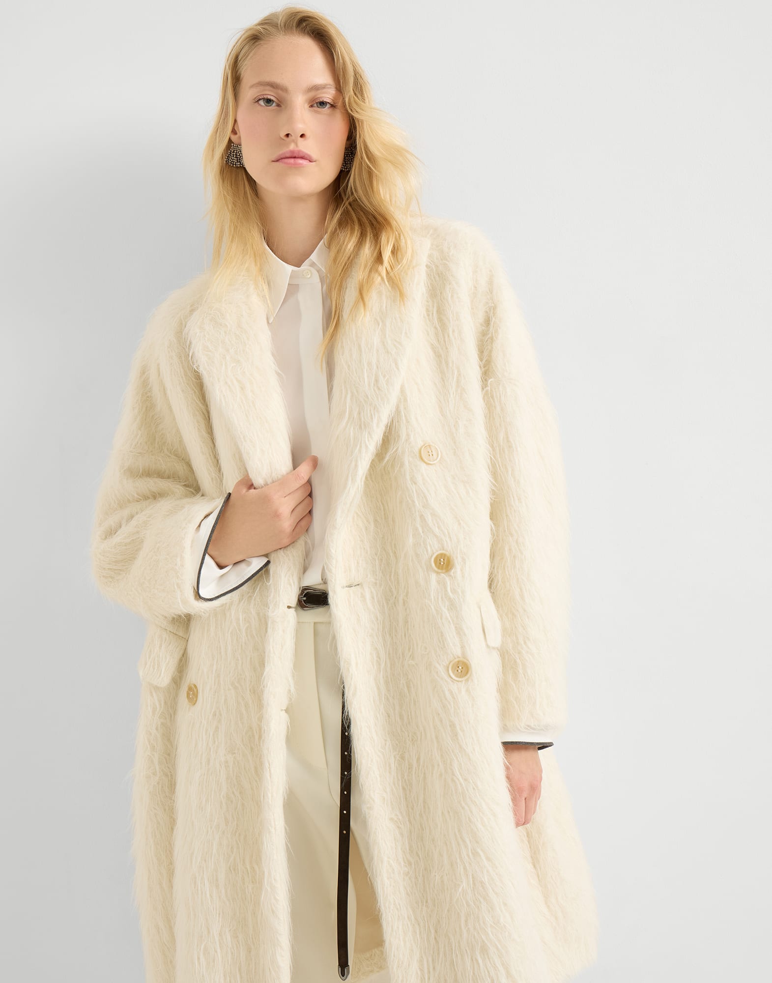 ウィンターコート - エディトリアル - 全画面表示