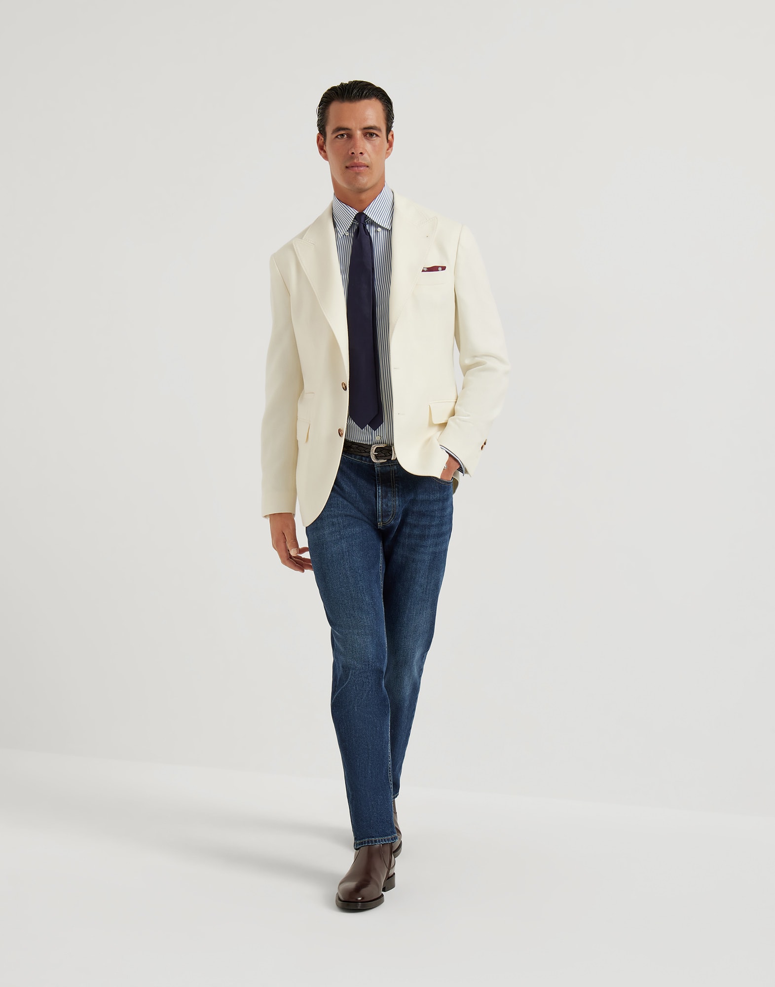 Easy - Full look - View Full Screen