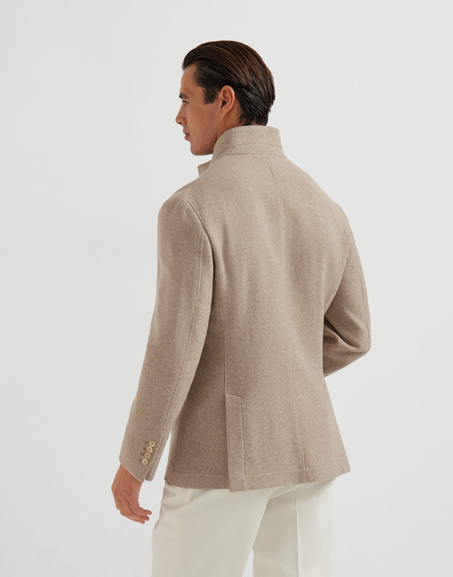 Куртка-пиджак - Вид сзади - Посмотреть во весь экран