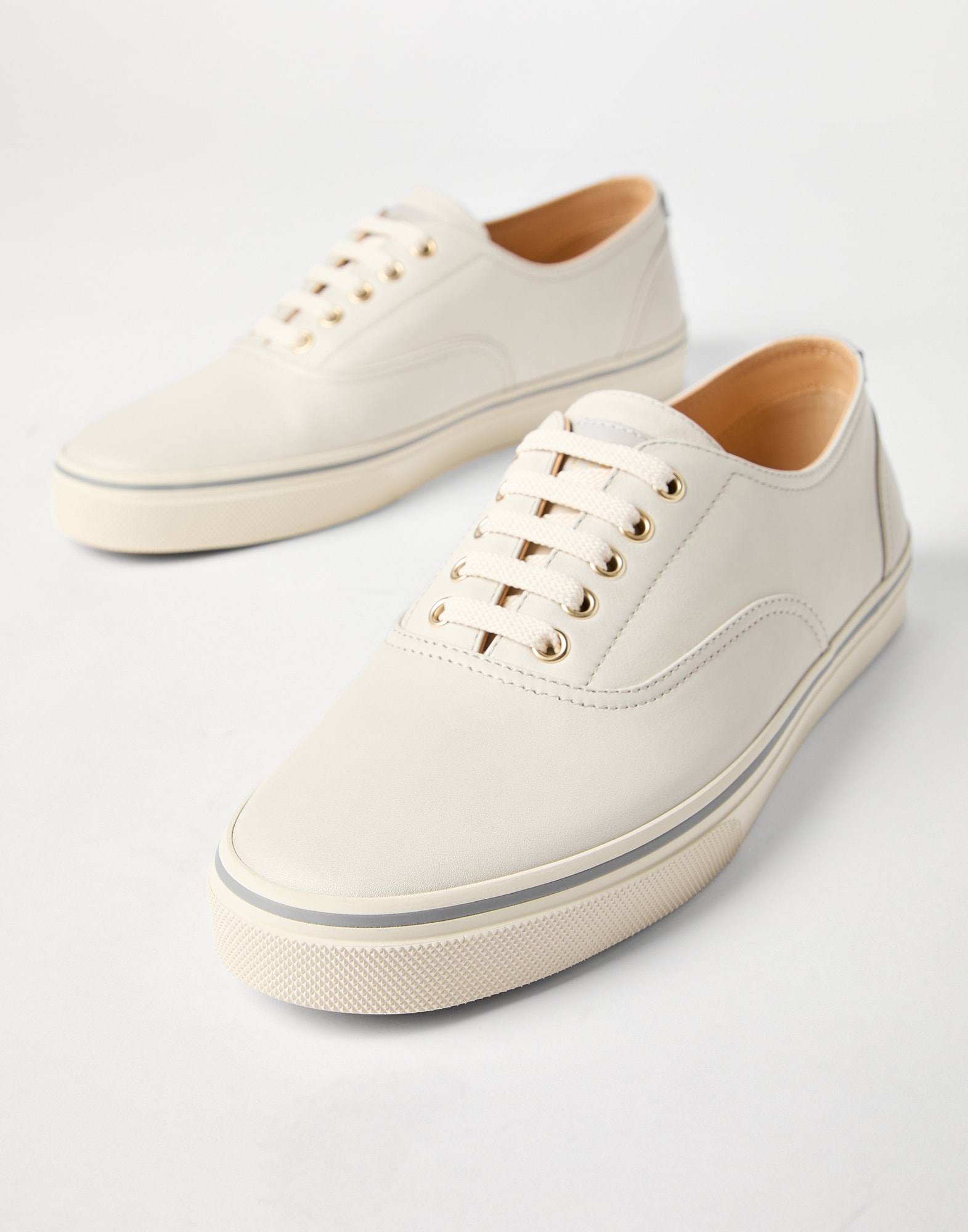 运动鞋 - 细节视角 - 正面观看 - 全屏观看