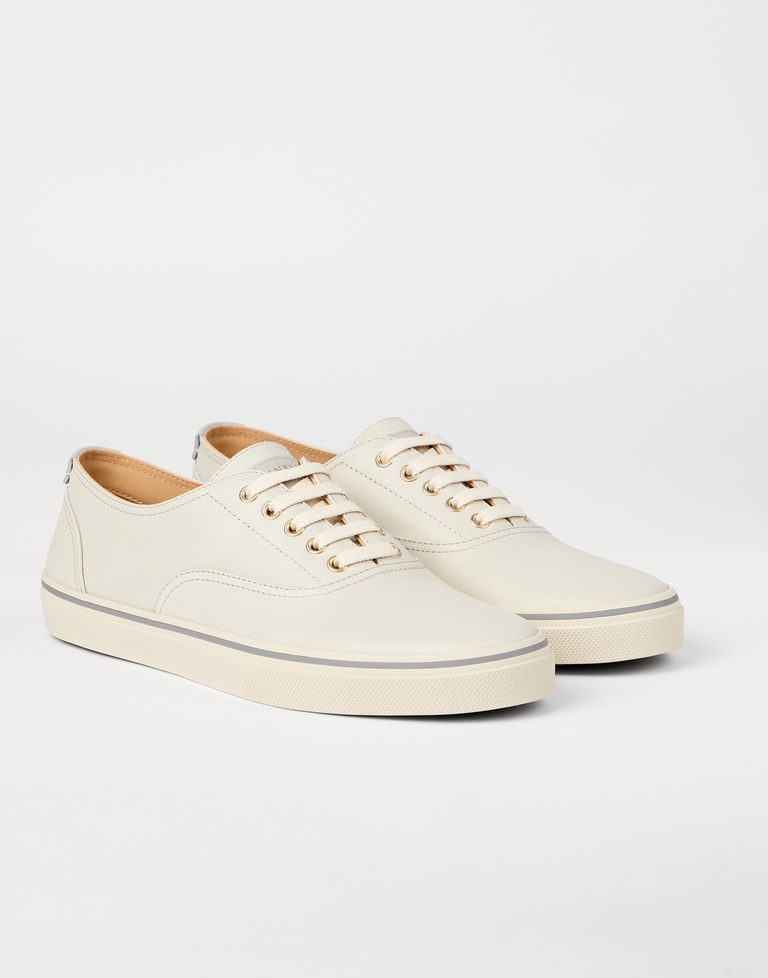 运动鞋 - 正面视角 - 正面观看 - 全屏观看