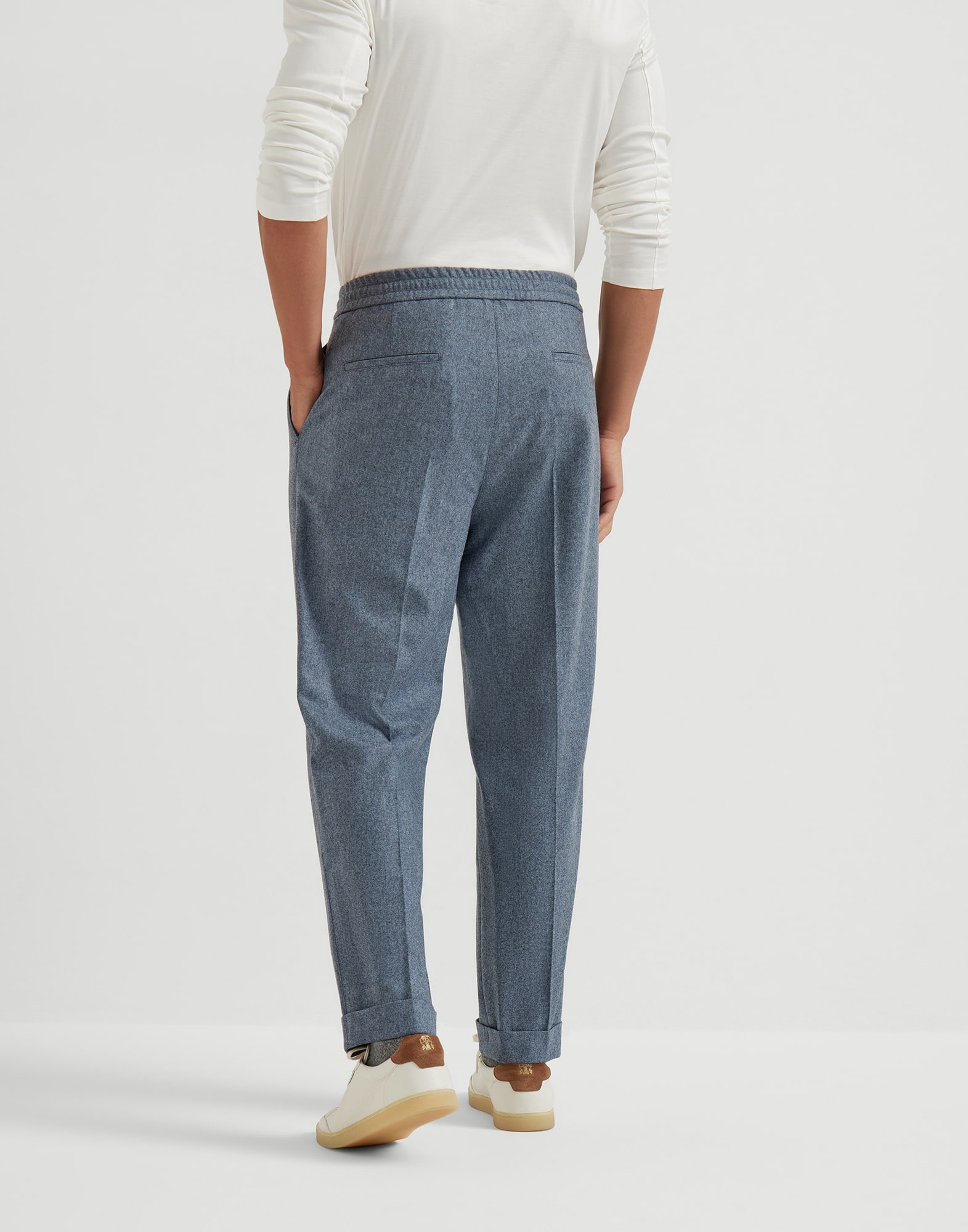 Pleated - Back view - View Full Screen