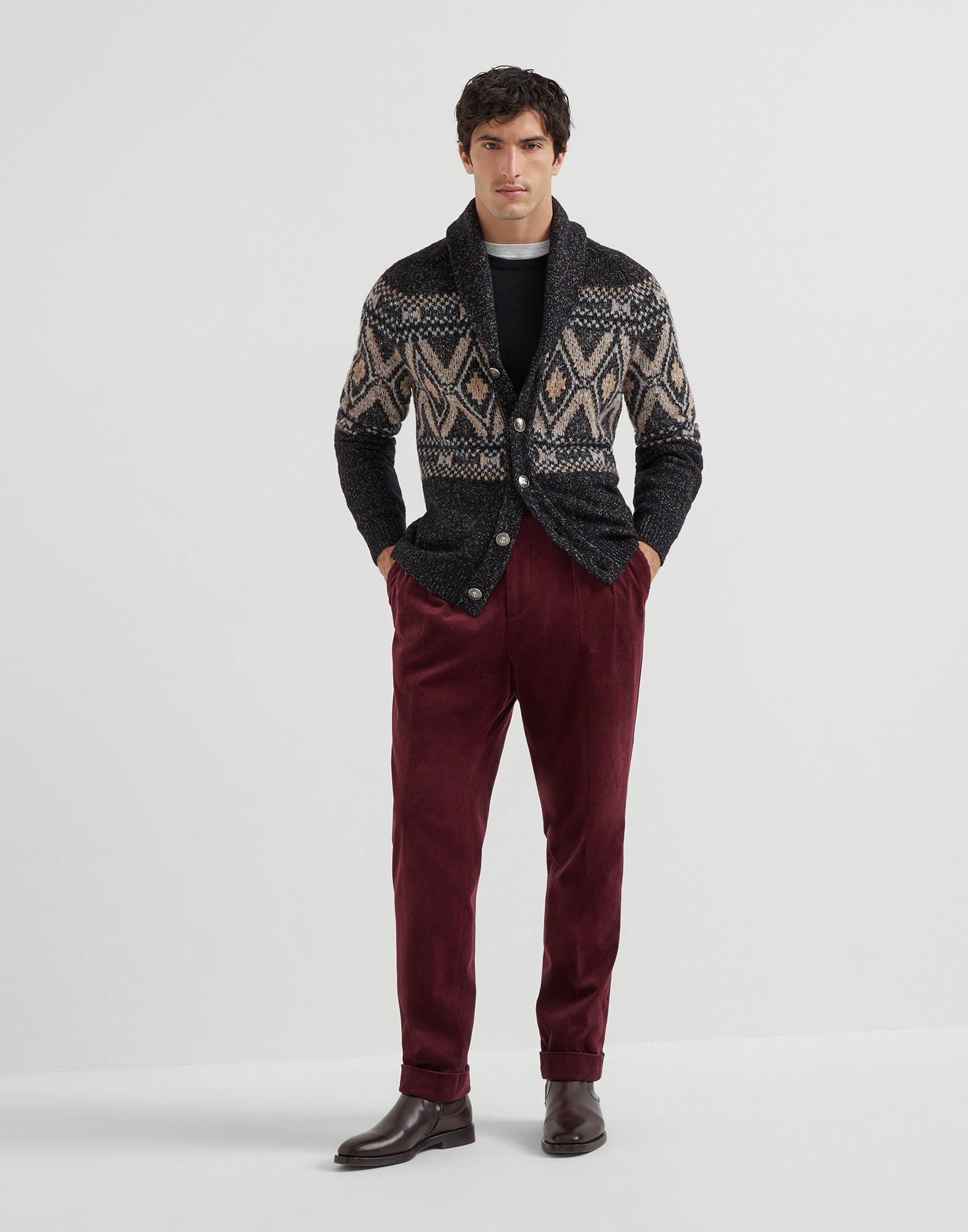 252MOUTFITCS110 image number 0