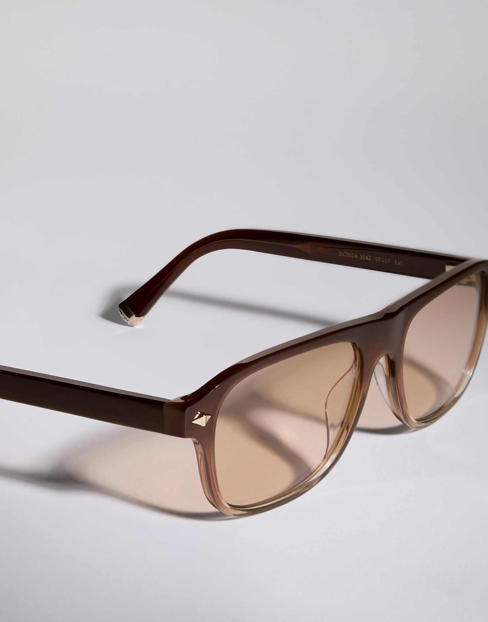 Acetate - Detail view - View Full Screen