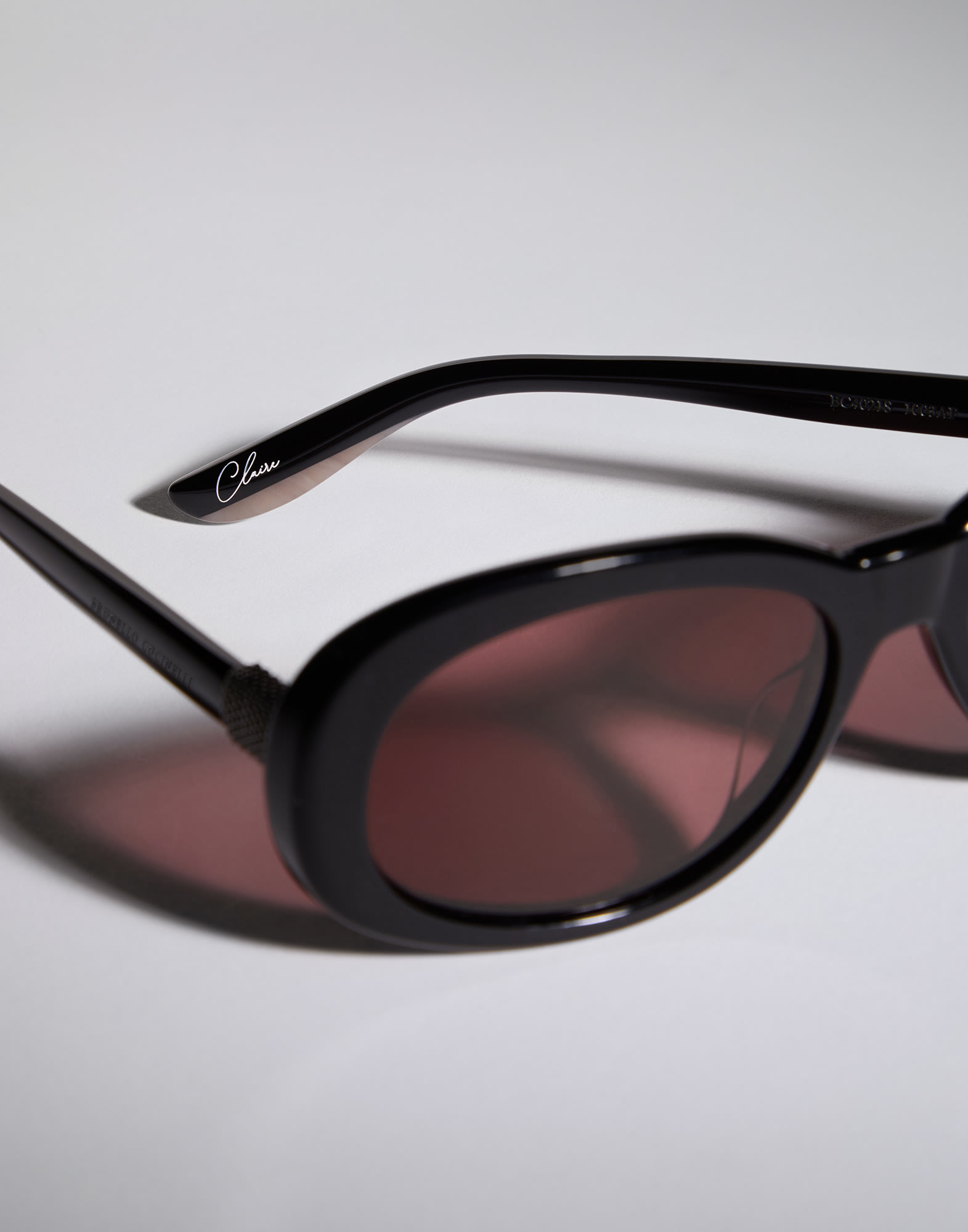 Acetate - Detail view - View Full Screen