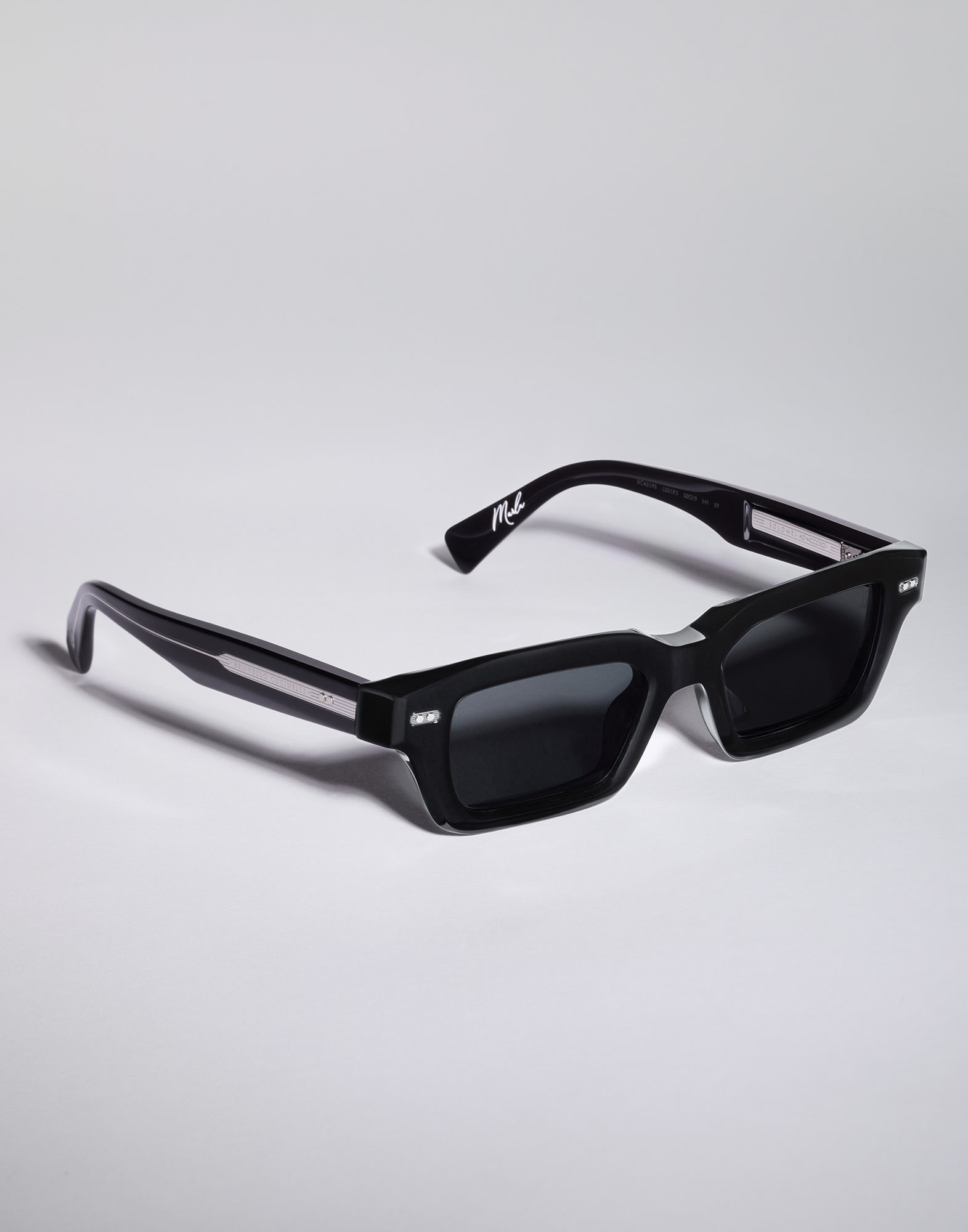 Acetate - Back view - View Full Screen