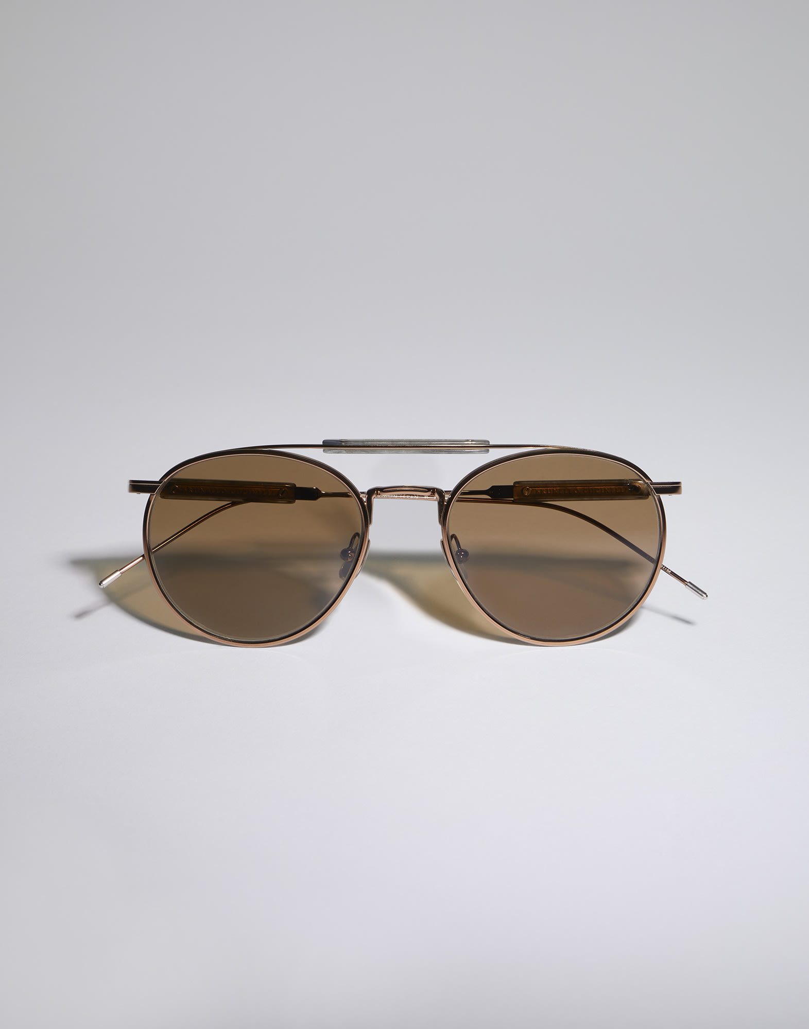 Titanium - Front view - View Full Screen