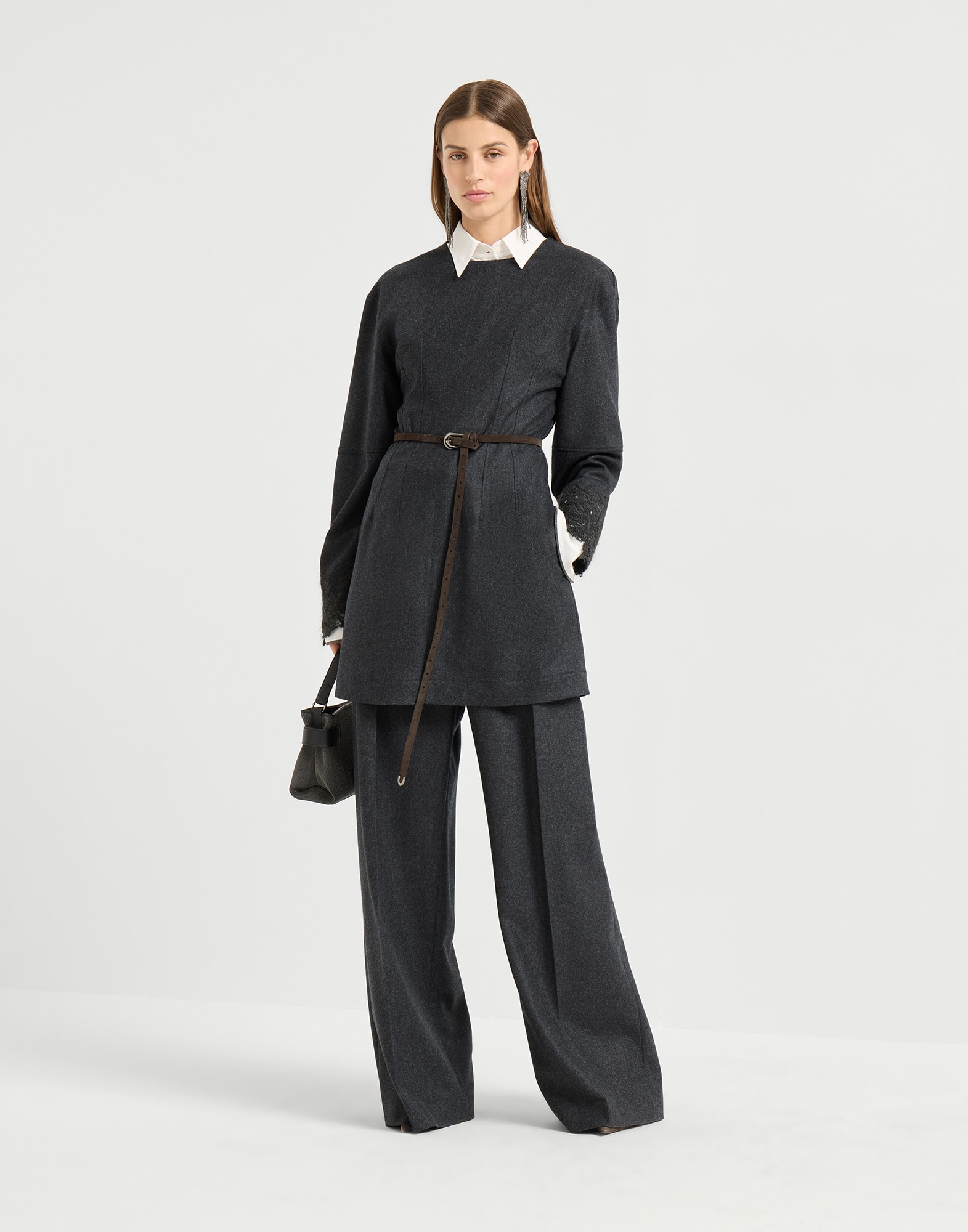 252WOUTFITOTTOBRE03 image number 0