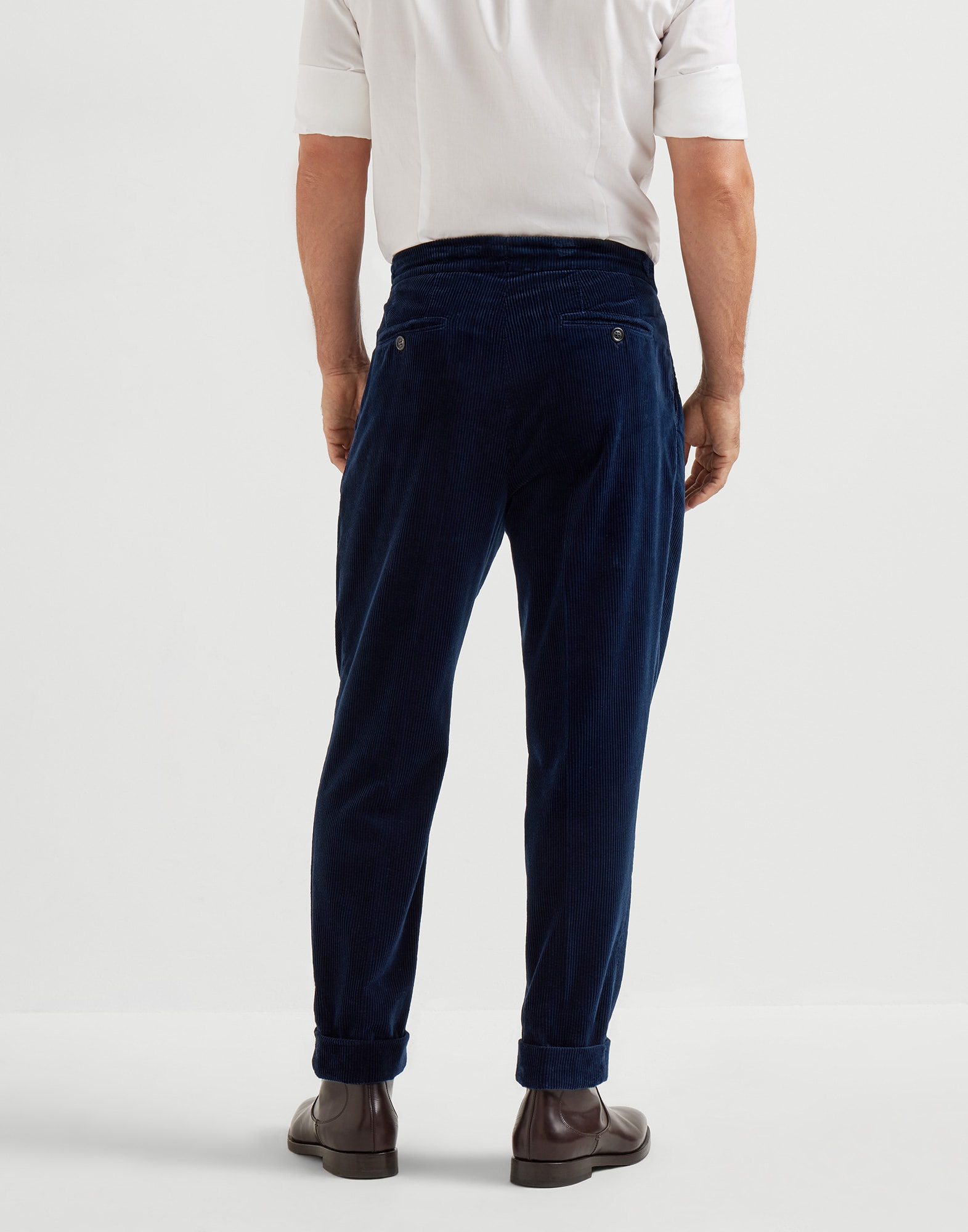 打褶裤 - 背面视角 - 正面观看 - 全屏观看