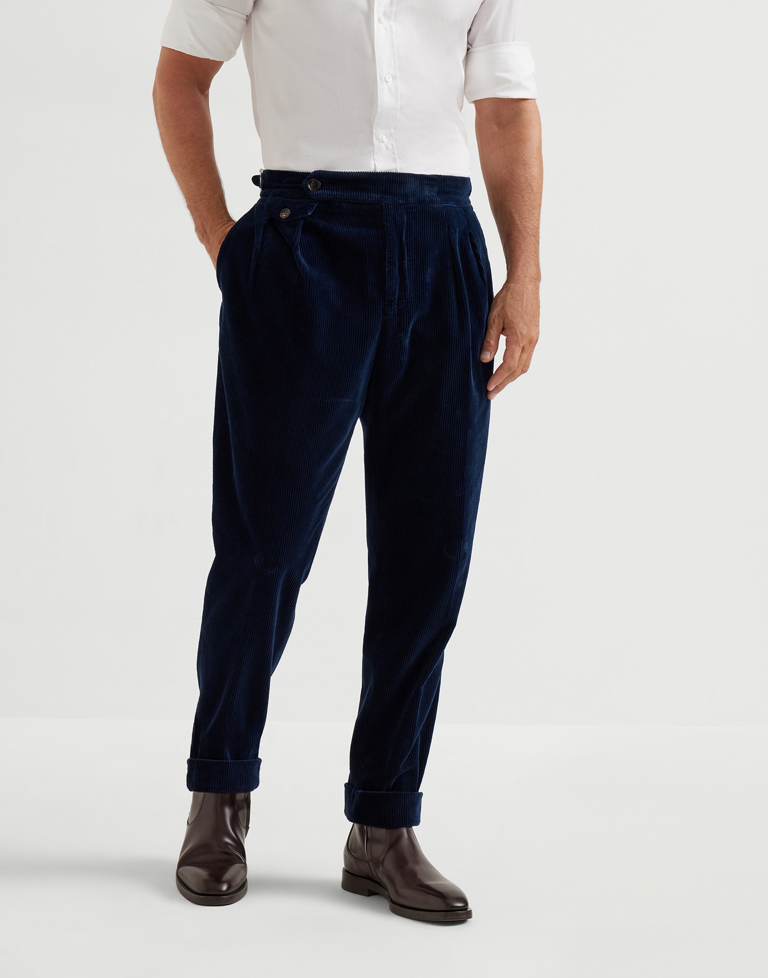 打褶裤 - 正面视角 - 正面观看 - 全屏观看