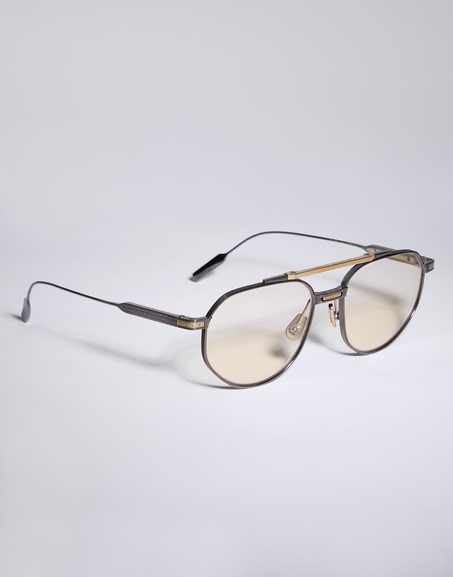 Solid Gold - Back view - View Full Screen