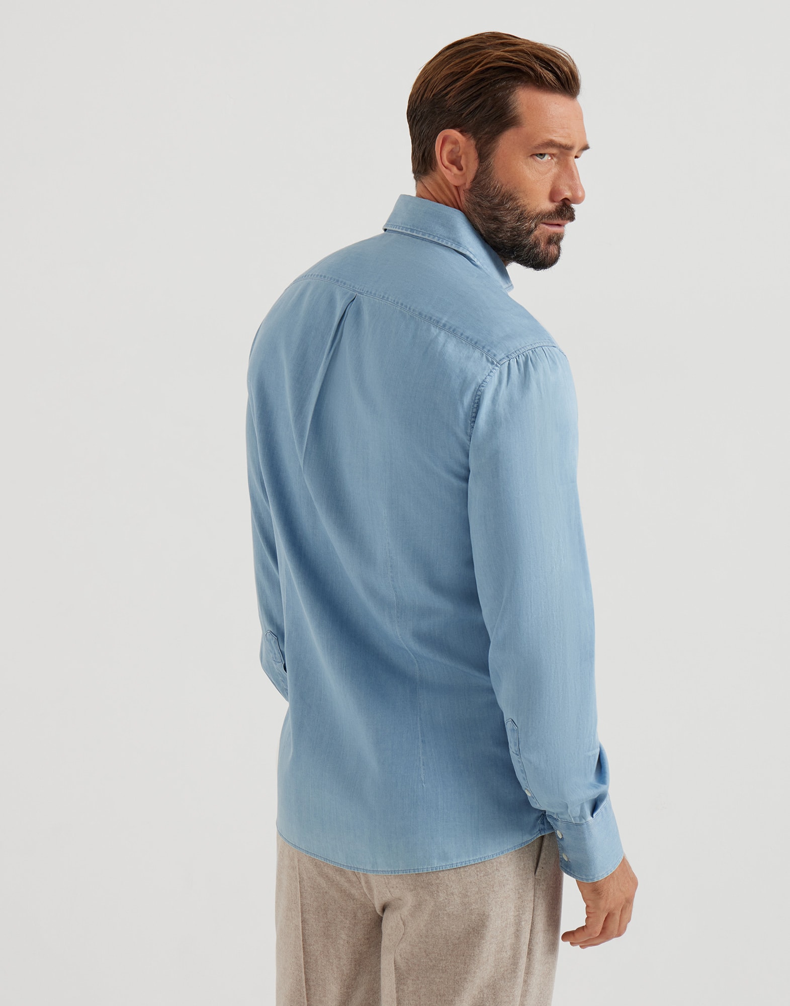 Slim - Back view - View Full Screen